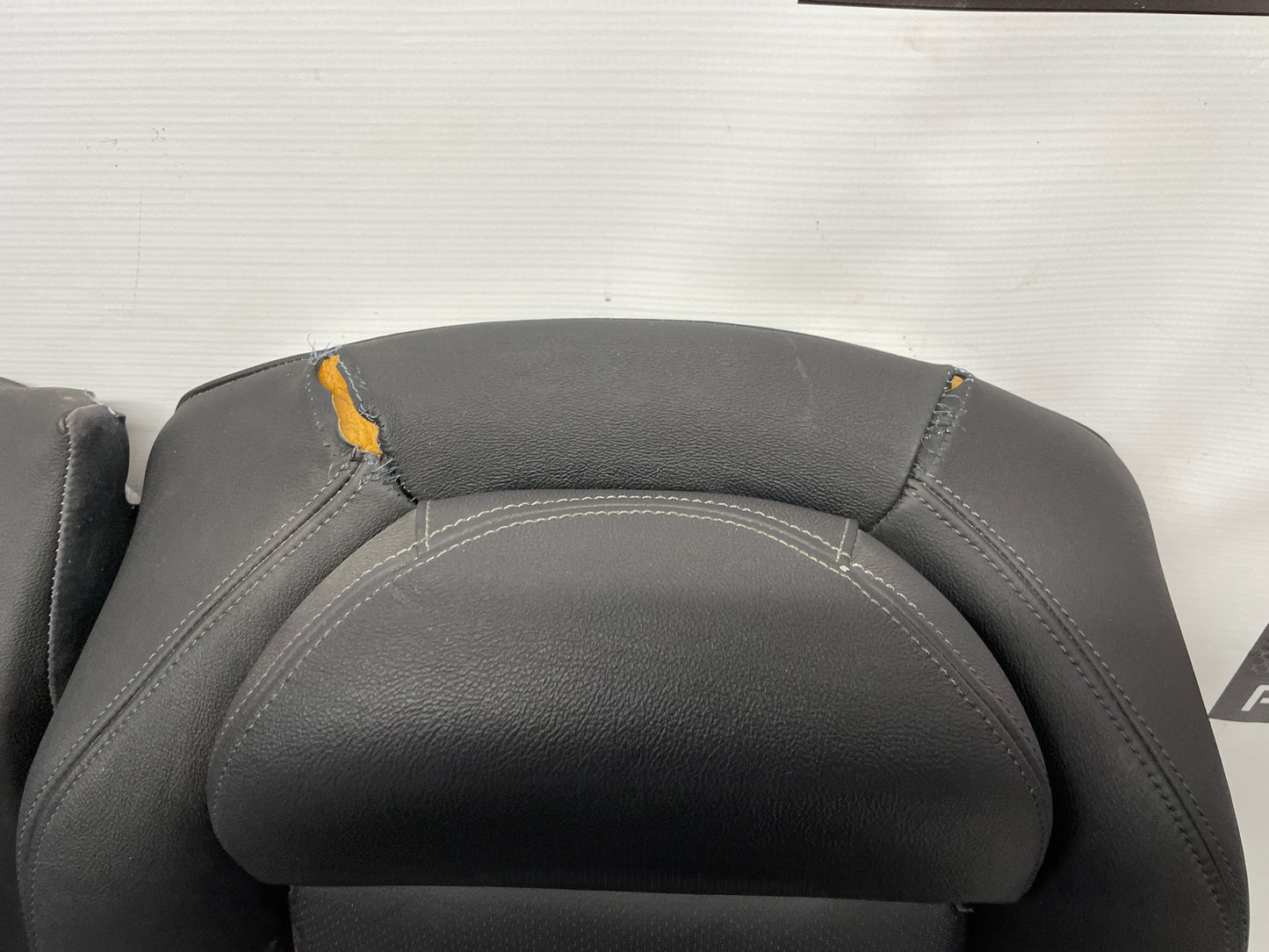 2006 Pontiac GTO Seats Front and Rear Black Leather OEM - Day's Parts Yard