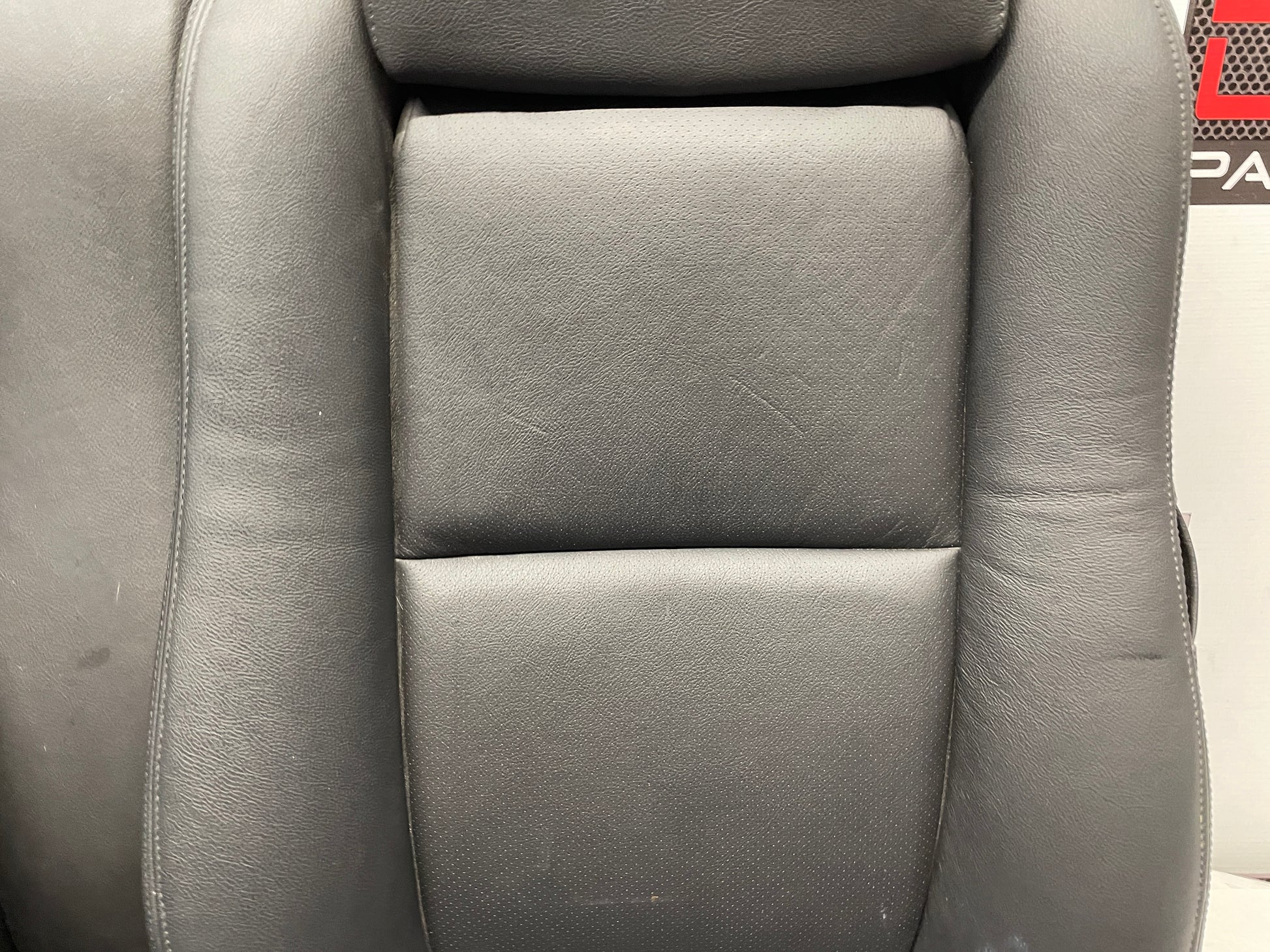 2006 Pontiac GTO Seats Front and Rear Black Leather OEM - Day's Parts Yard