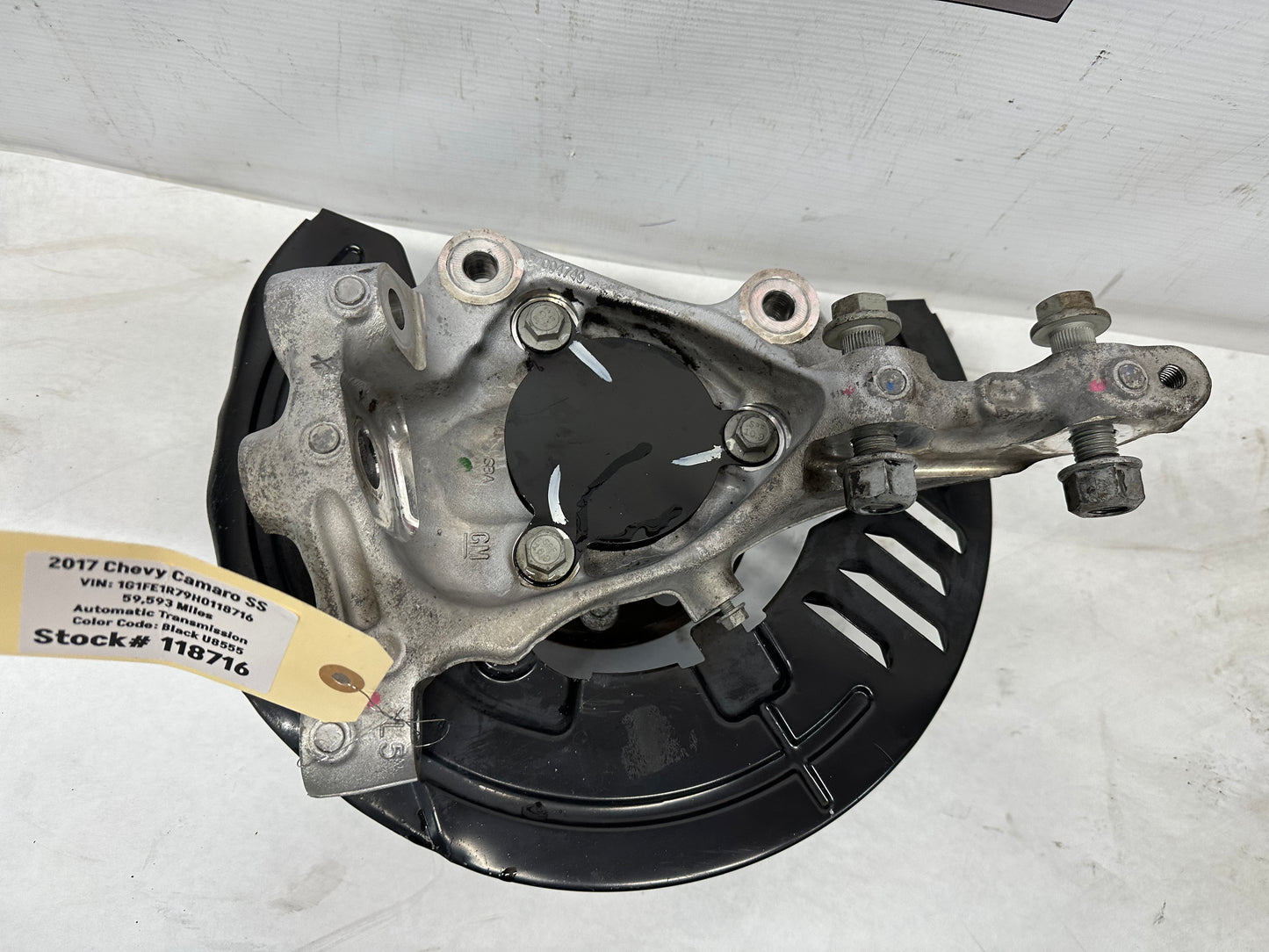 2017 Chevy Camaro SS Front LH Driver Spindle Knuckle Hub OEM - Day's Parts Yard