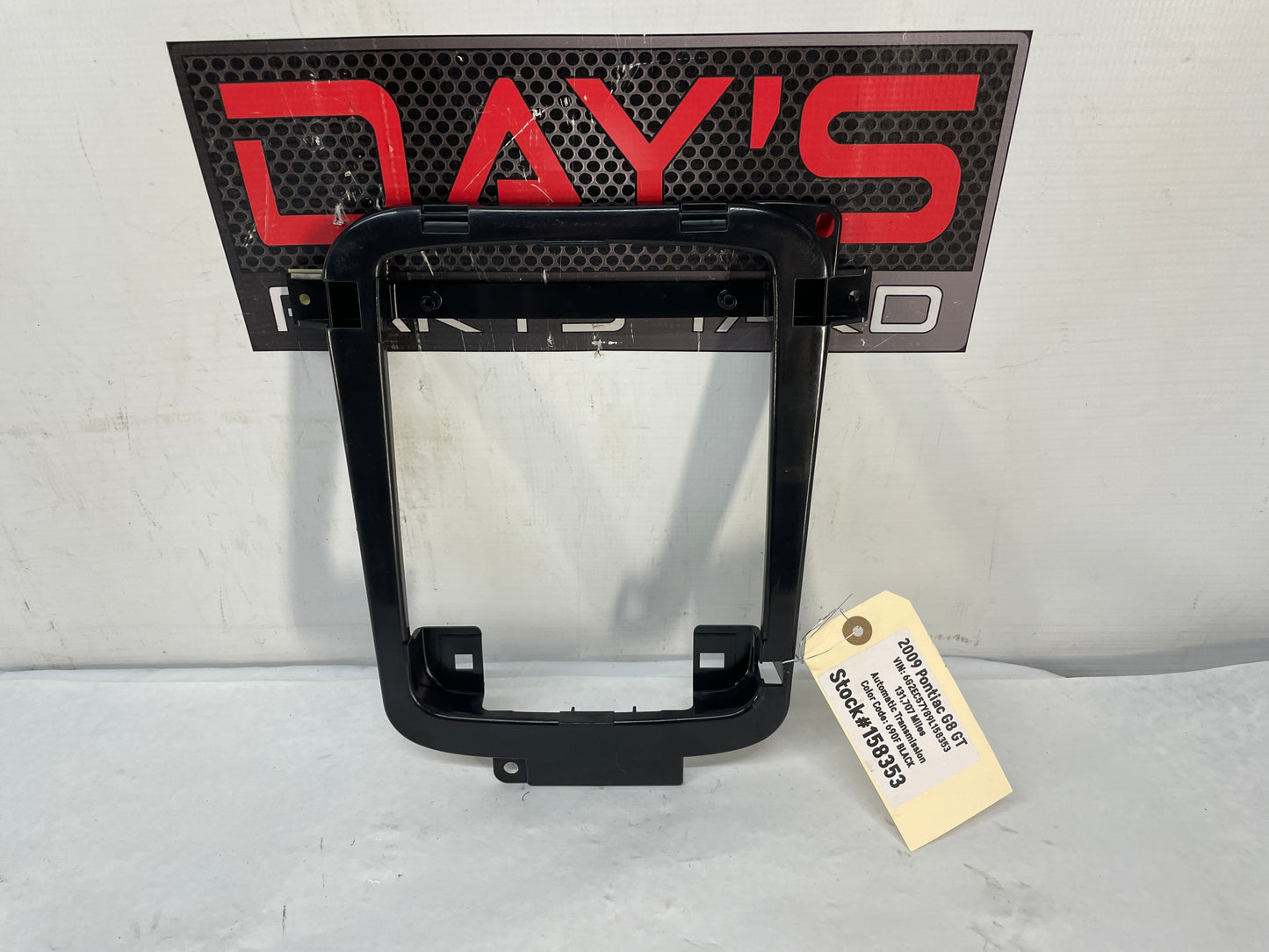 2009 Pontiac G8 GT Over Head Console Dome Light Frame Bracket Brace Bezel OEM