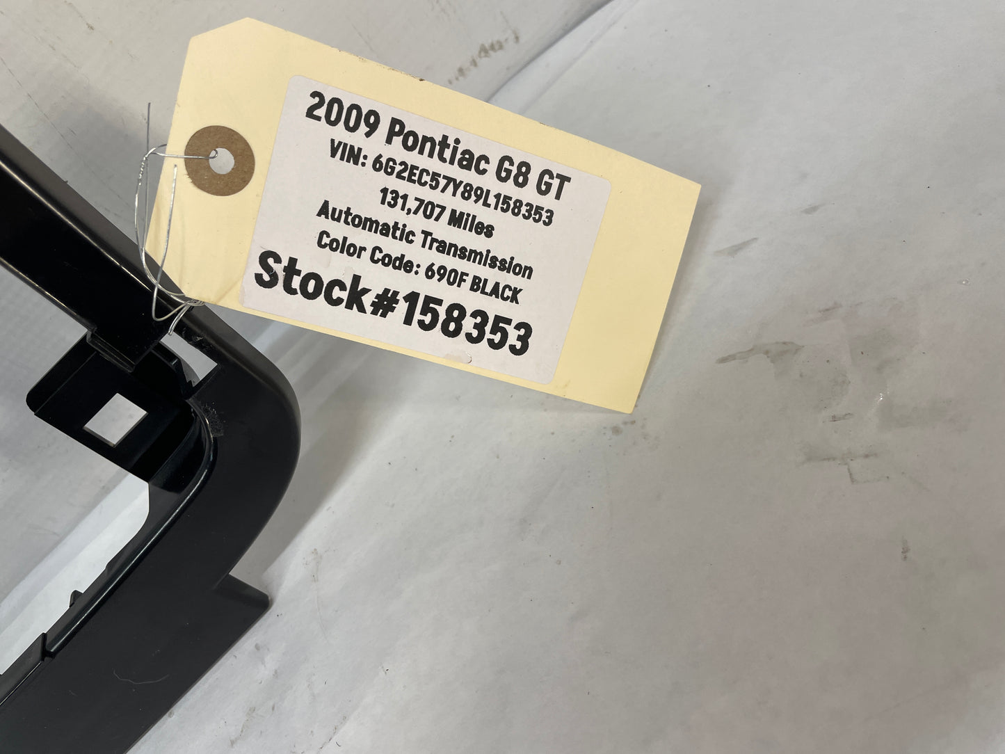 2009 Pontiac G8 GT Over Head Console Dome Light Frame Bracket Brace Bezel OEM