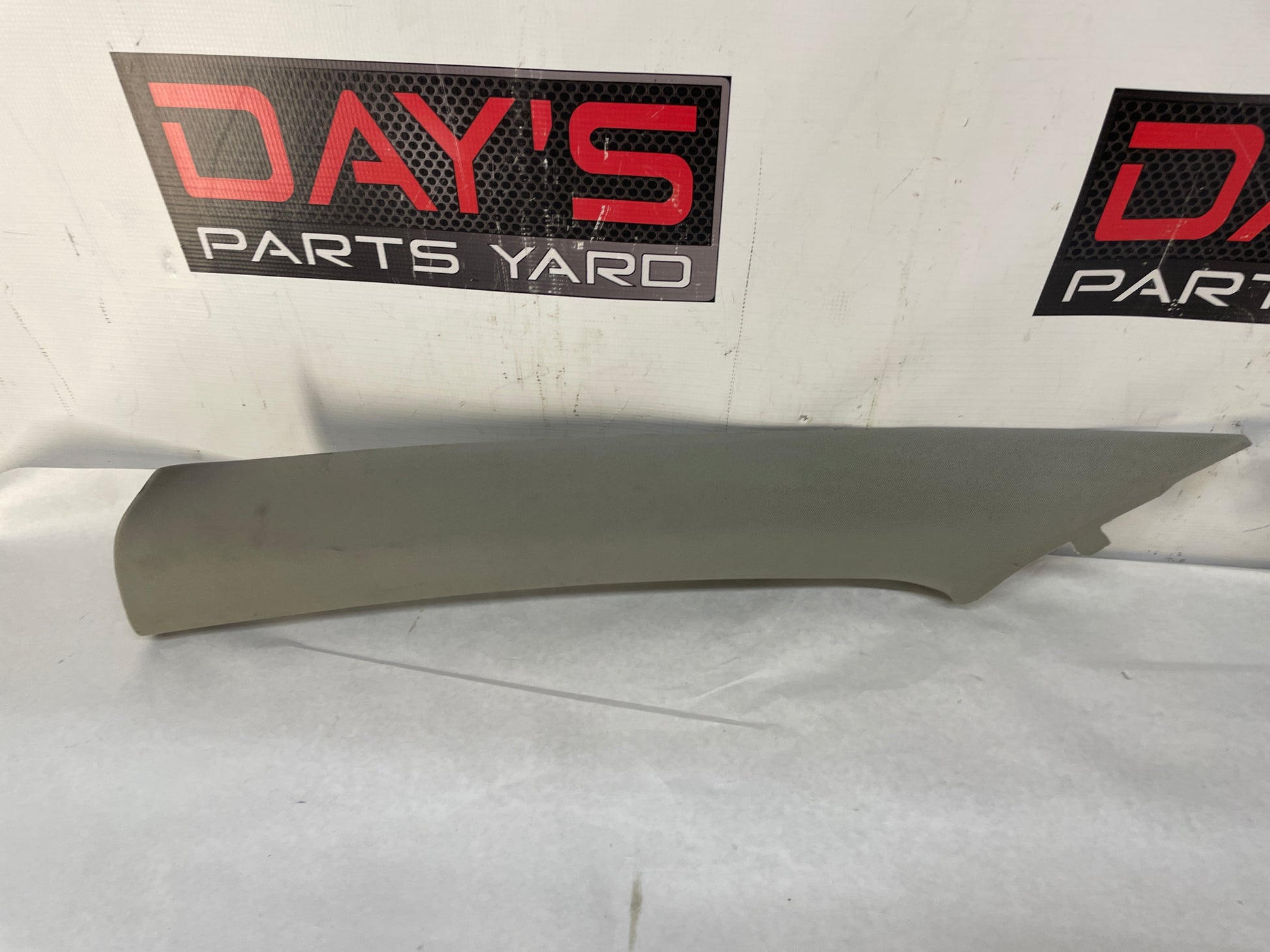 2009 Cadillac CTS-V Sedan RH & LH Interior A Pillar Windshield Trim Molding Panel OEM - Day's Parts Yard