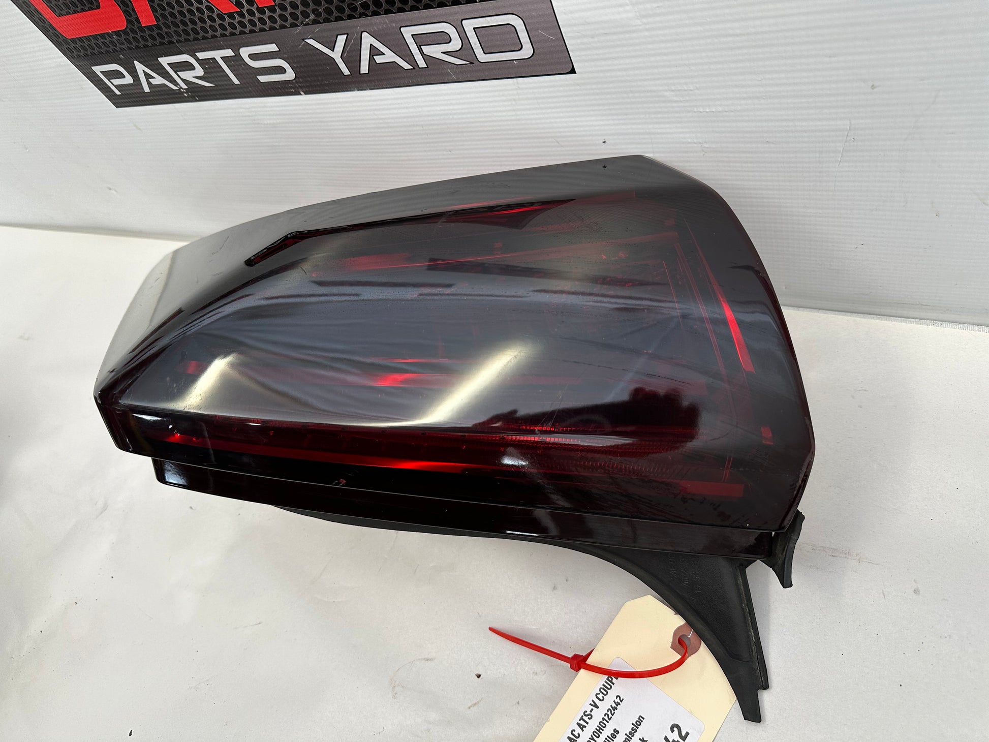 2017 Cadillac ATS-V Coupe RH & LH Tail Light Taillight OEM - Day's Parts Yard