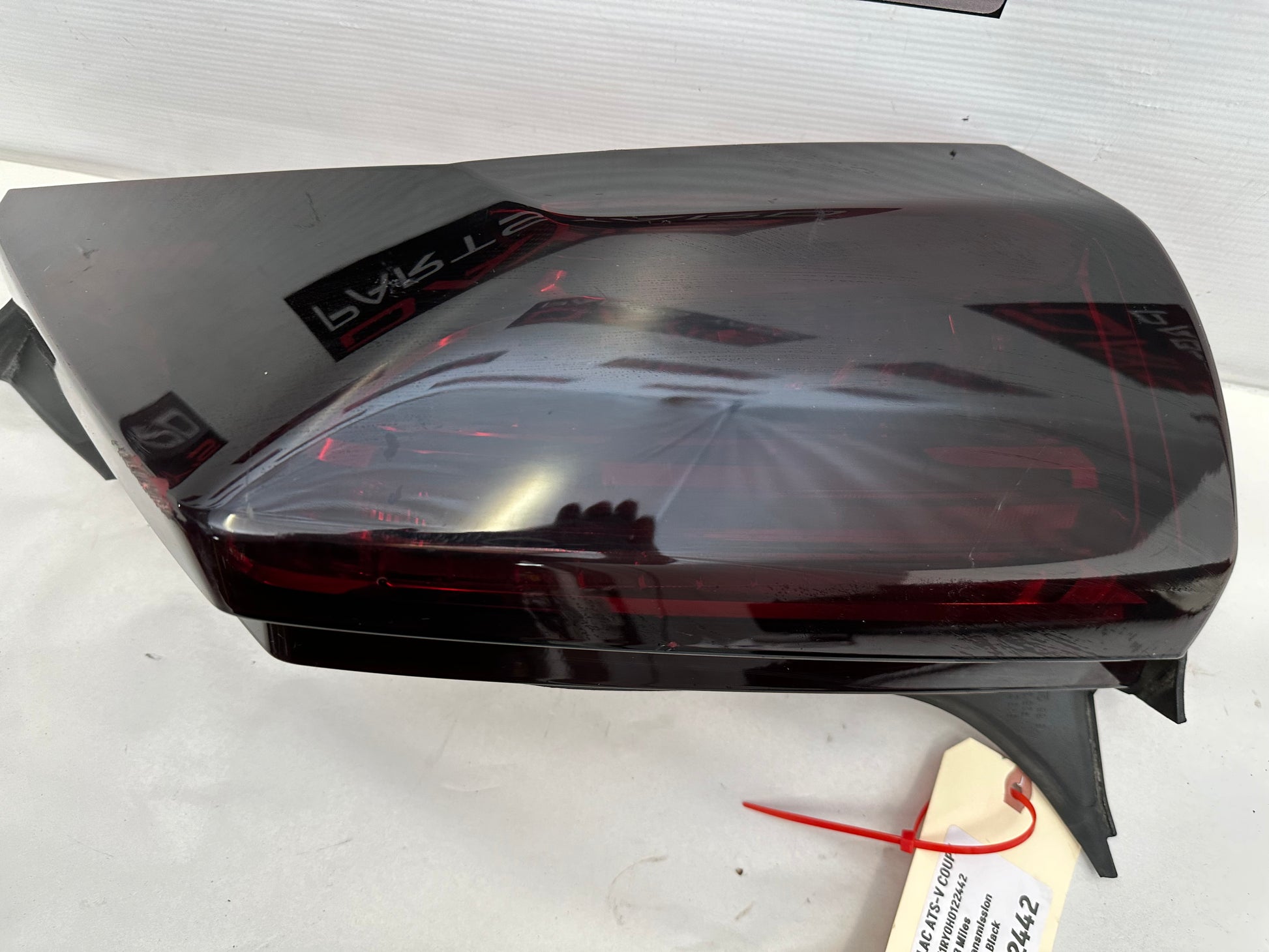 2017 Cadillac ATS-V Coupe RH & LH Tail Light Taillight OEM - Day's Parts Yard