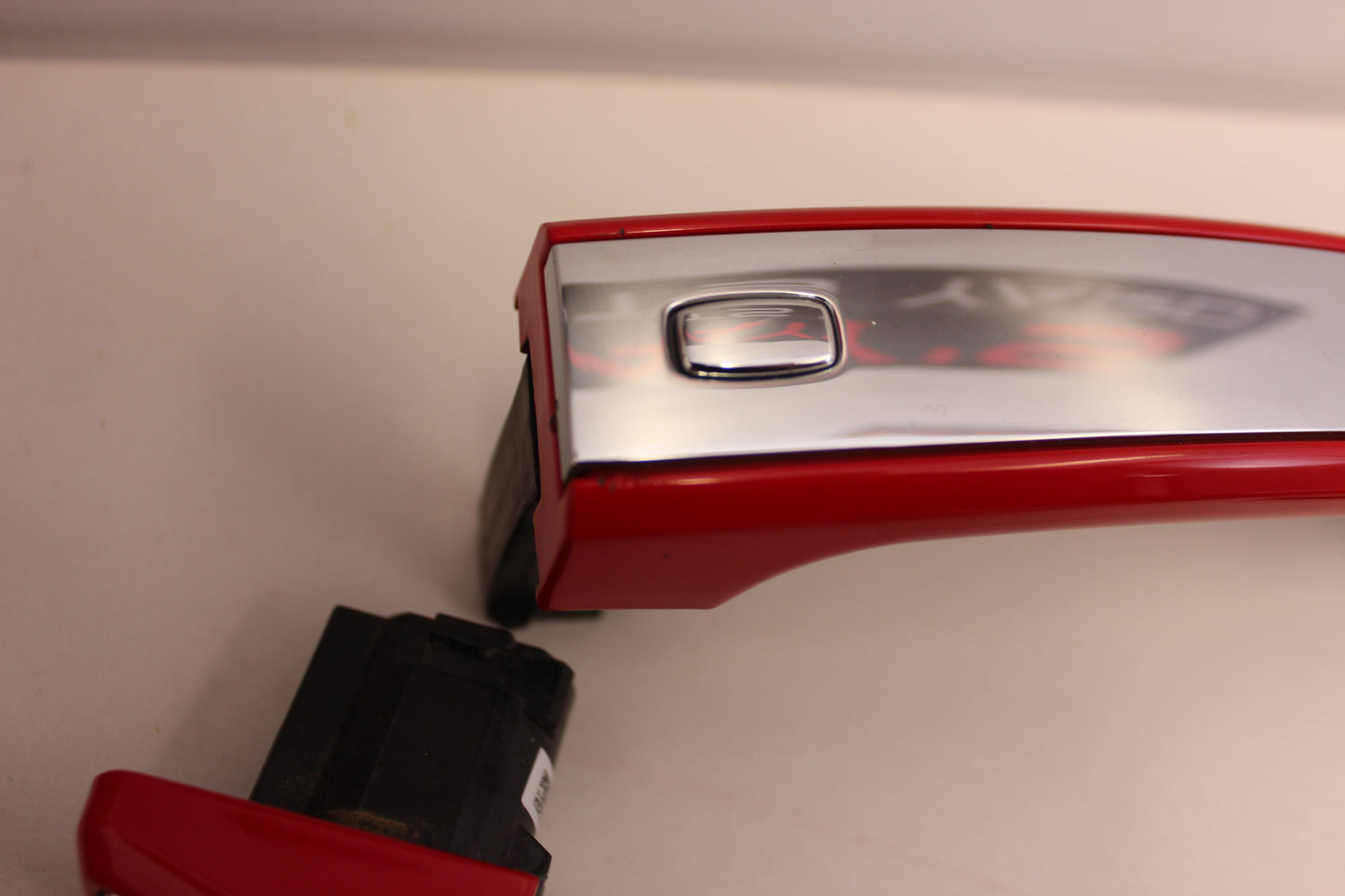 2014 Chevy SS Sedan Front RH Passenger Exterior Door Handle OEM