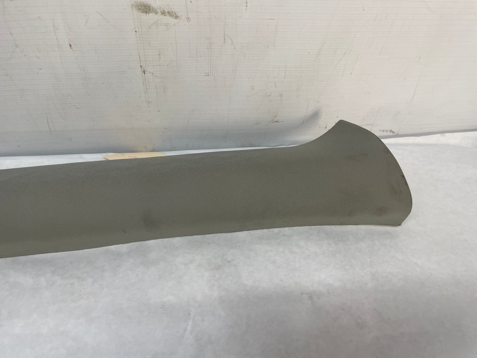 2009 Cadillac CTS-V Sedan RH & LH Interior A Pillar Windshield Trim Molding Panel OEM - Day's Parts Yard