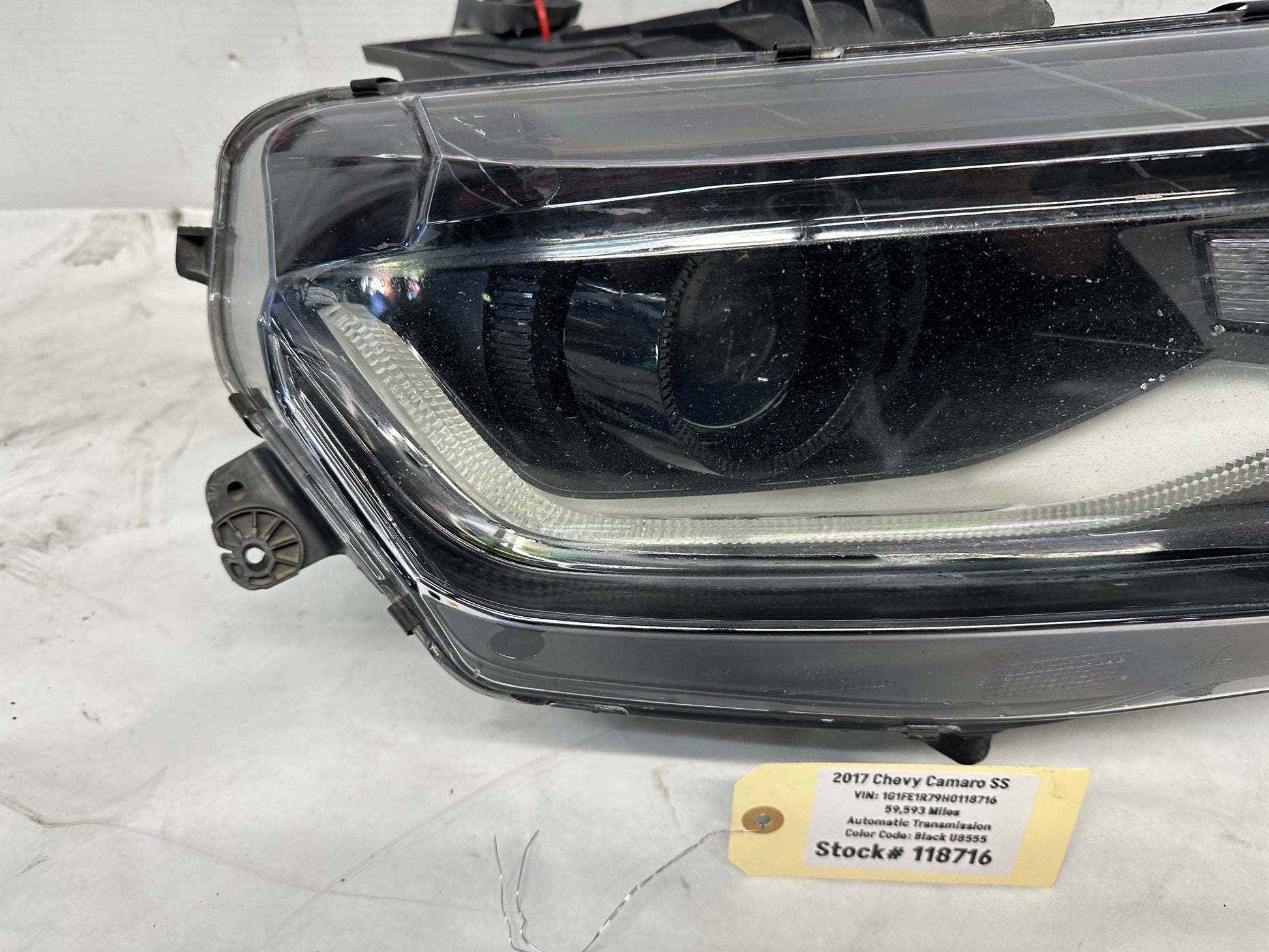 2017 Chevy Camaro SS RH Passenger Head Light Headlight Lamp OEM - Day's Parts Yard