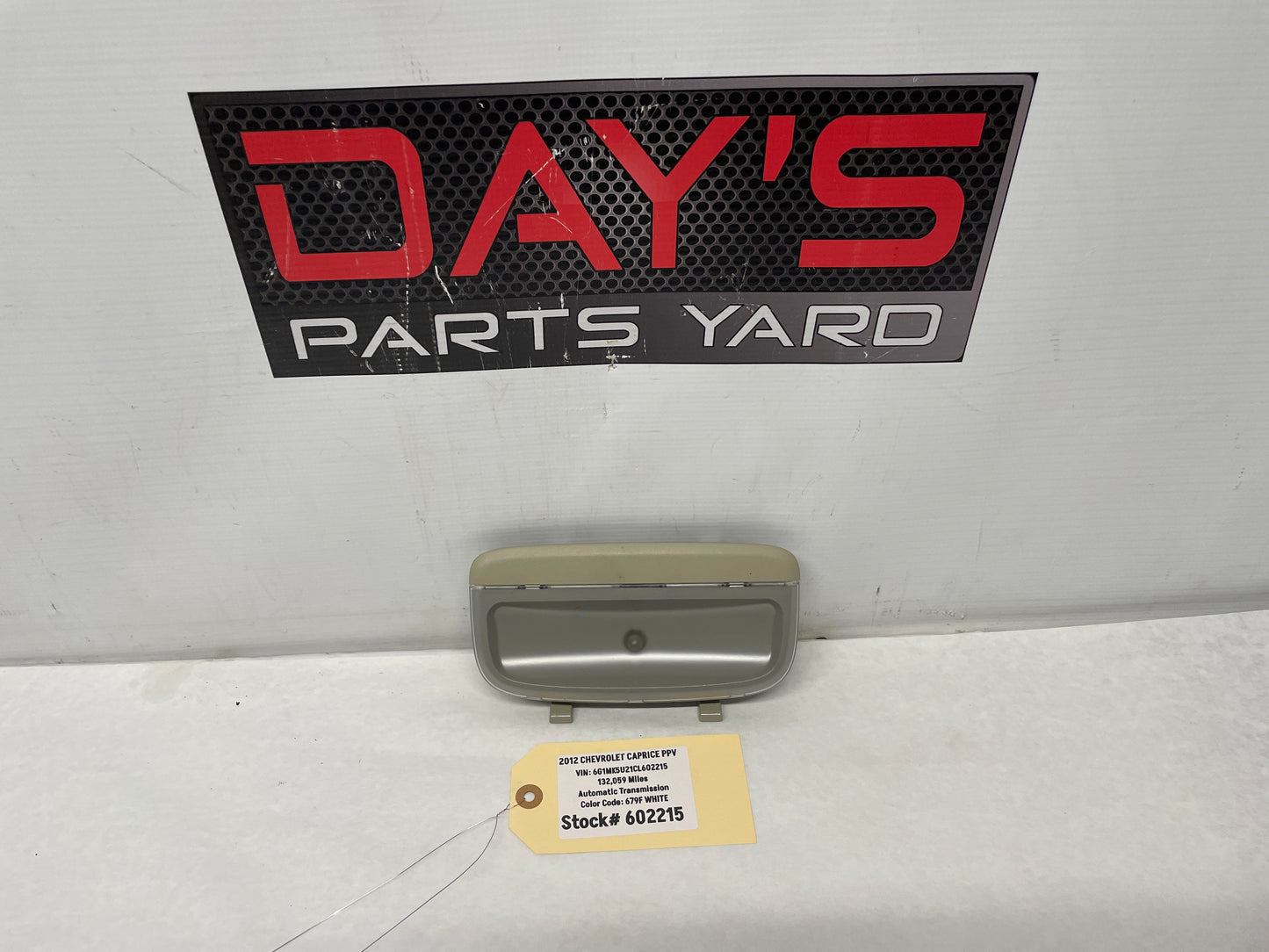2012 Chevy Caprice PPV Rear Over Head Console Dome Light OEM
