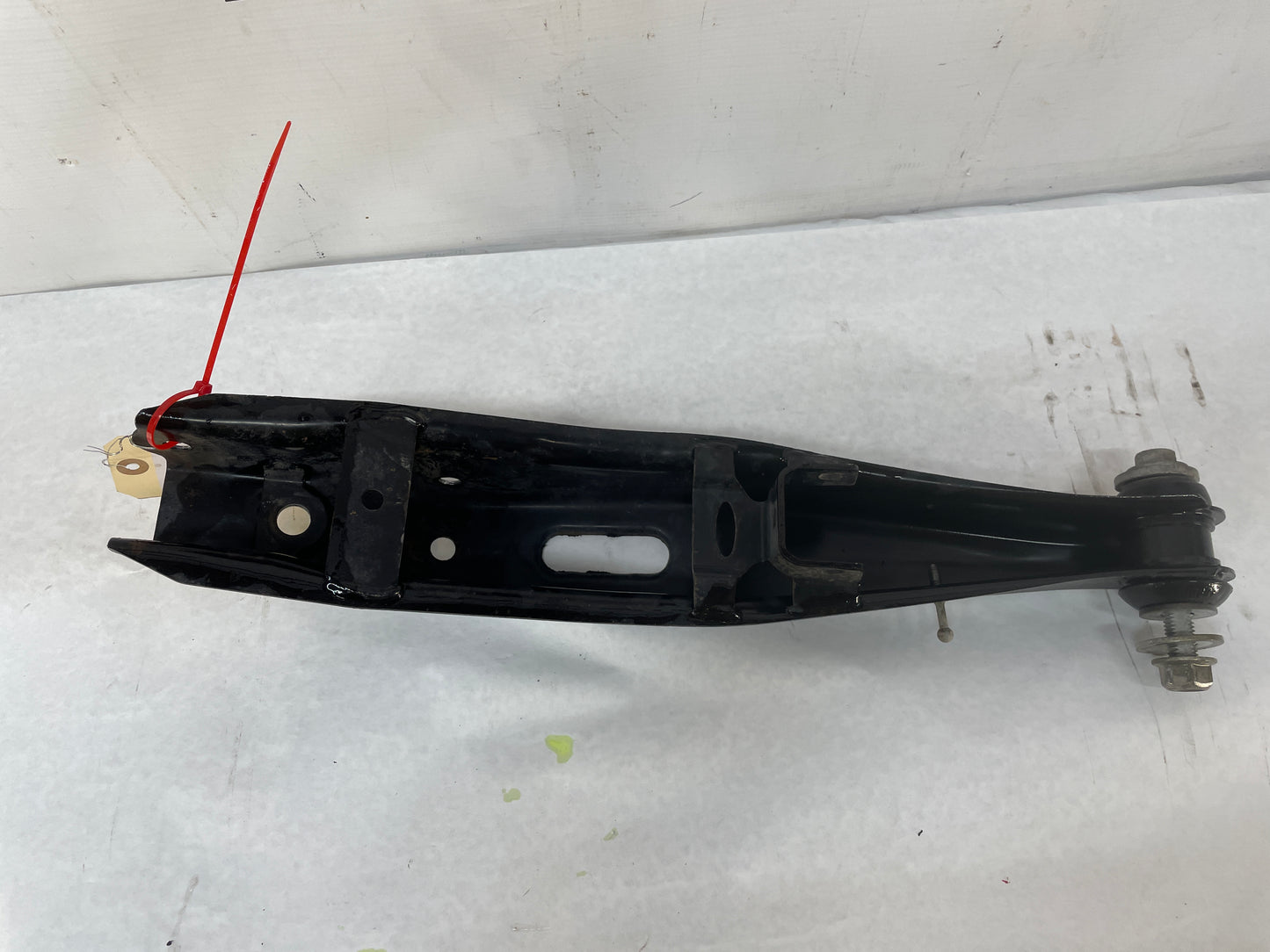 2015 Chevy SS Sedan RH Passenger Rear Suspension Lower Control Arm OEM