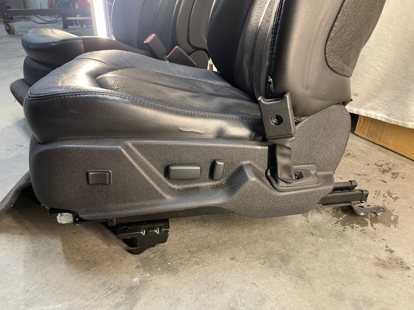 2009 Cadillac CTS-V Sedan Recaro Seats Leather Suede Front & Rear OEM - Day's Parts Yard