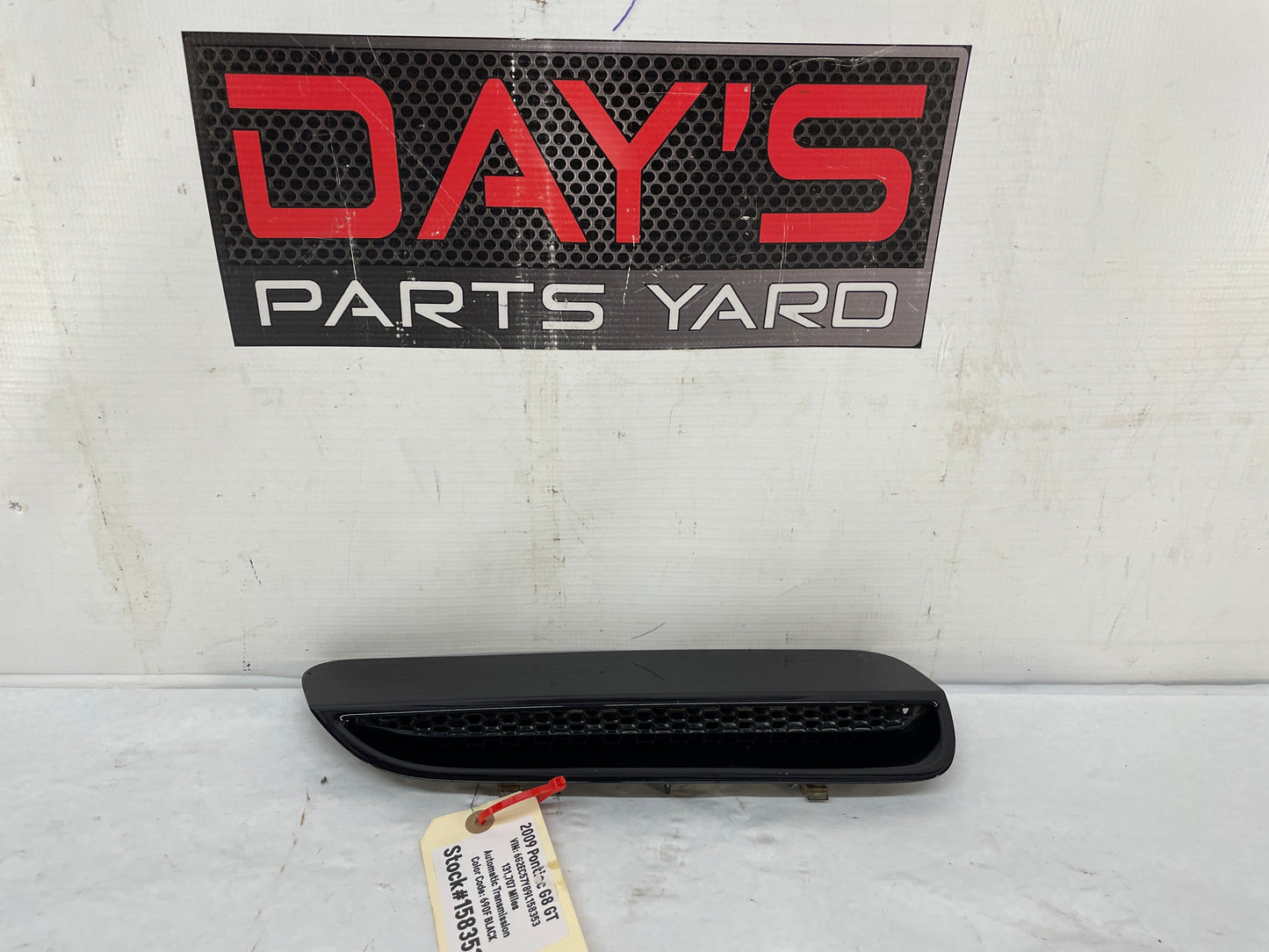 2009 Pontiac G8 GT RH Passenger Hood Vent Scoop OEM