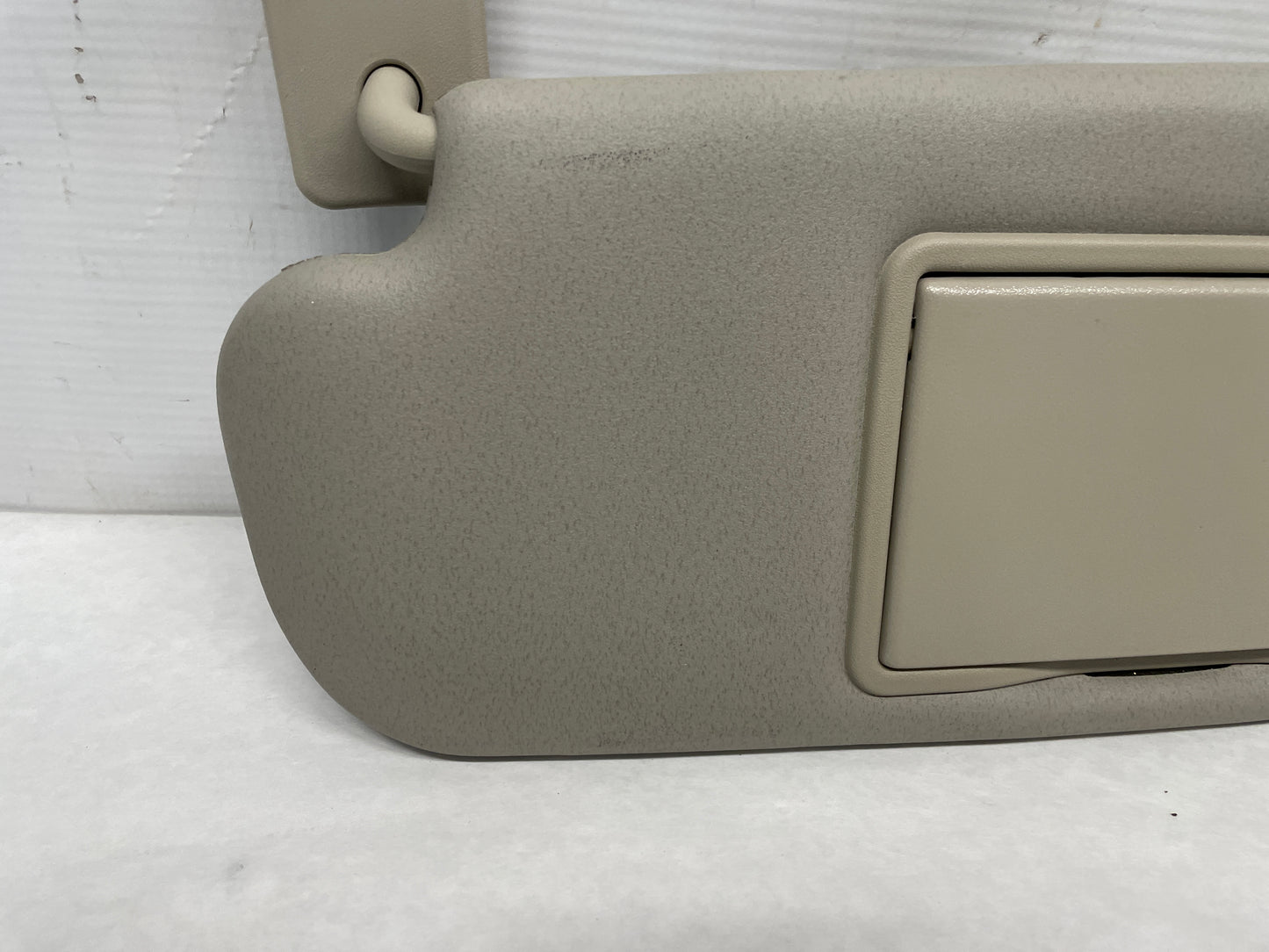 2012 Chevy Caprice PPV RH & LH Sunvisors Sun Visors OEM