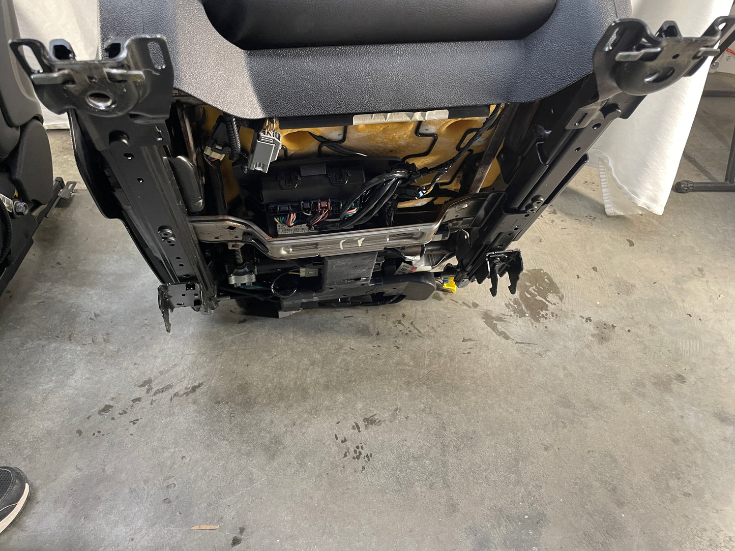 2009 Cadillac CTS-V Sedan Recaro Seats Leather Suede Front & Rear OEM - Day's Parts Yard