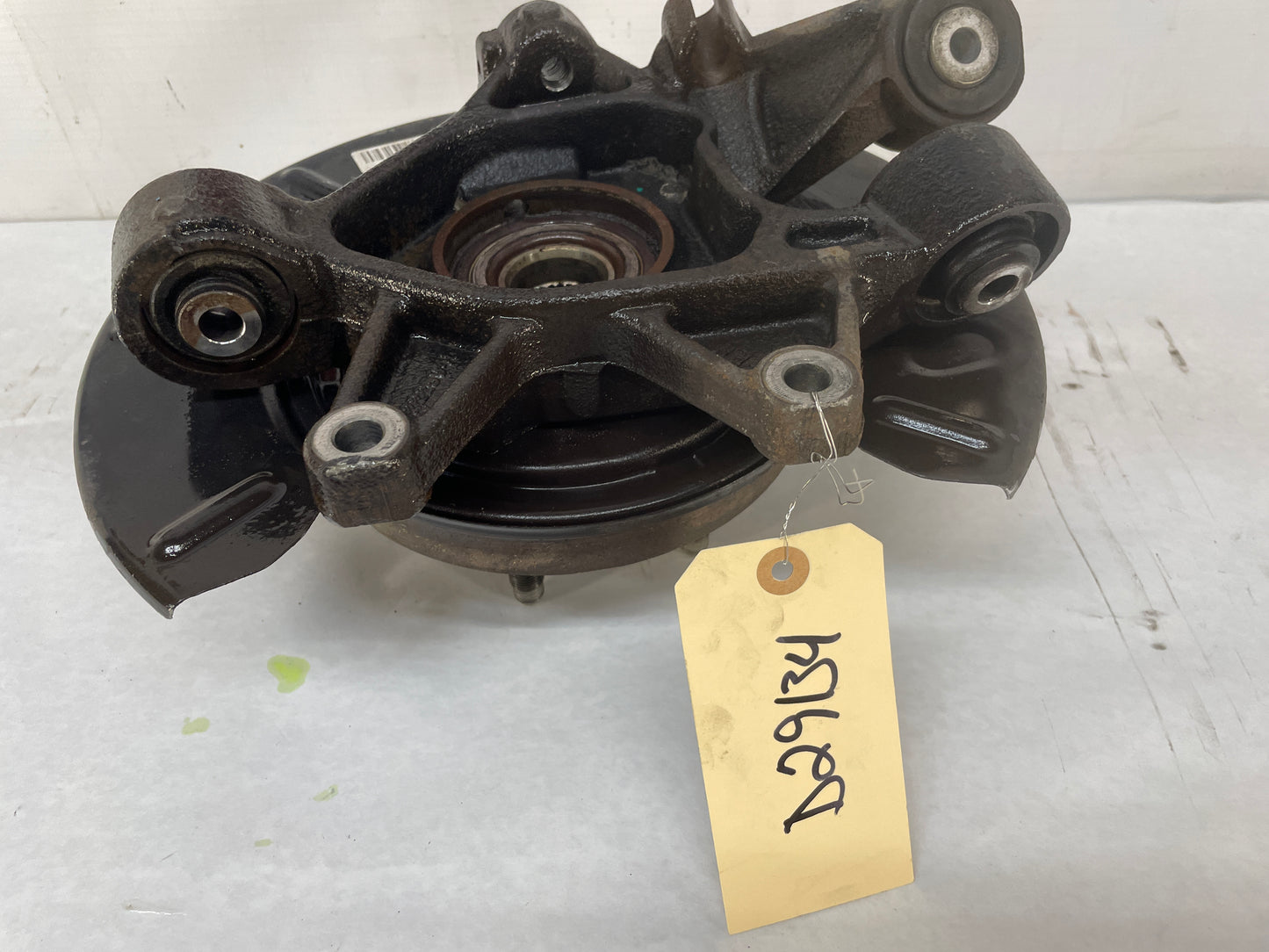2015 Chevy SS Sedan LH Driver Rear Suspension Spindle Hub Knuckle Assembly OEM