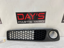 2009 Pontiac G8 GT LH Driver Front Bumper Lower Fog Light Grille OEM
