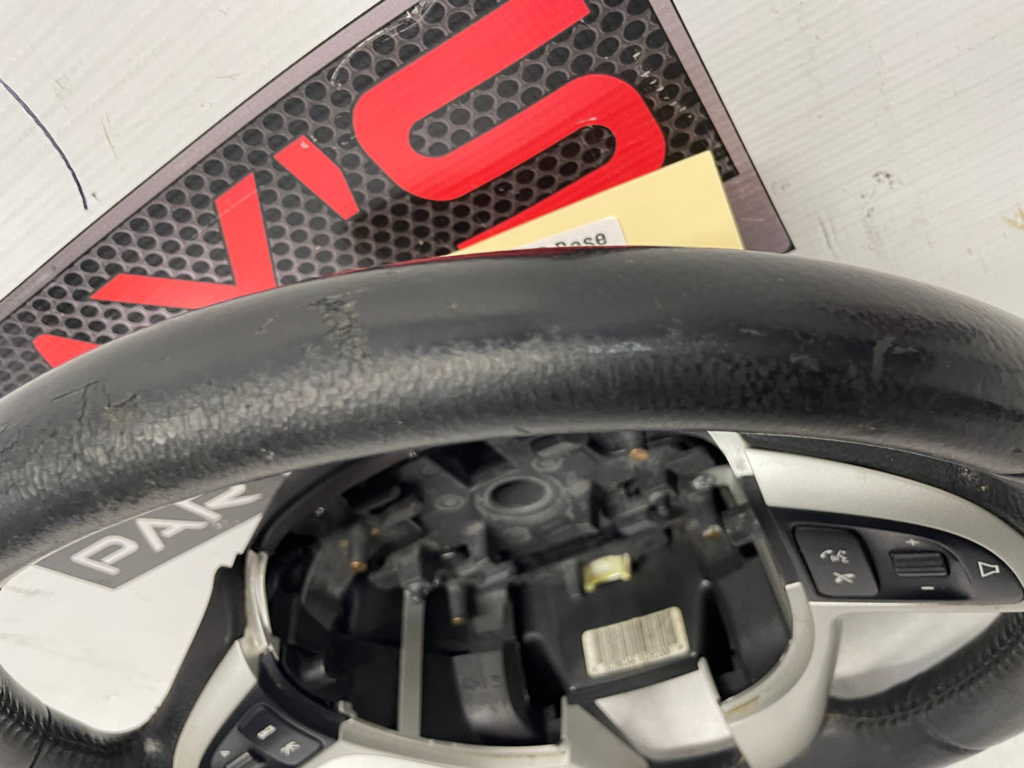 2008 Pontiac G8 Base Steering Wheel OEM - Day's Parts Yard