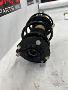 2017 Chevy SS Camaro Front LH Driver Strut Assembly OEM - Day's Parts Yard