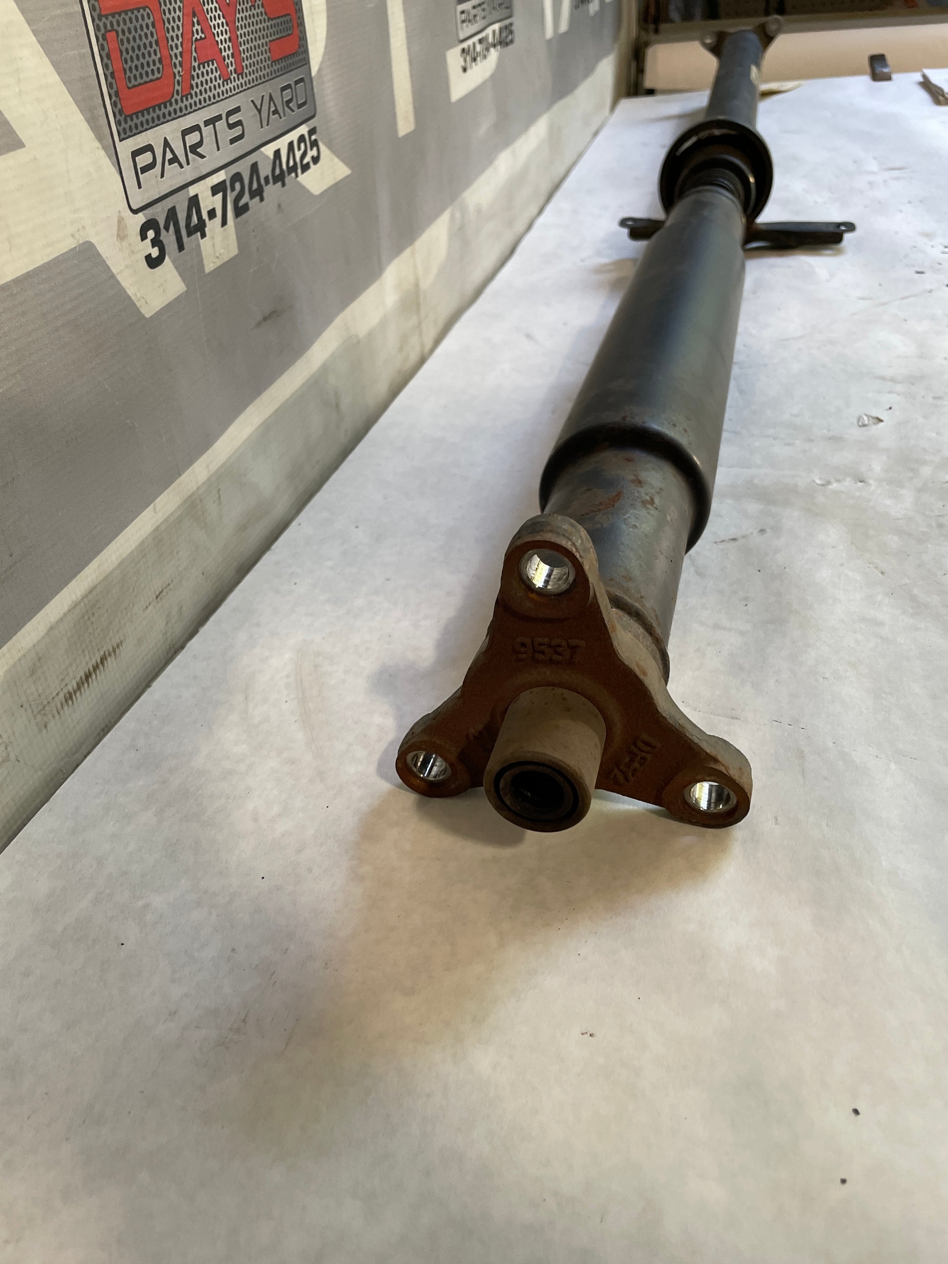 2014 Chevy SS Sedan Drive Shaft Driveshaft OEM - Day's Parts Yard