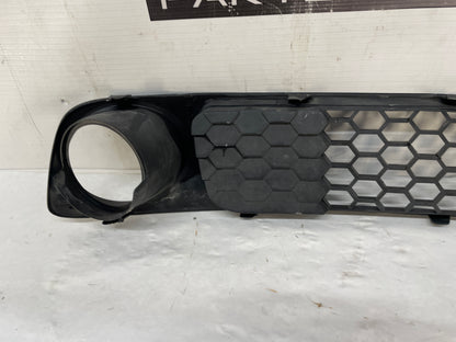2009 Pontiac G8 GT LH Driver Front Bumper Lower Fog Light Grille OEM