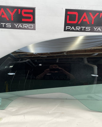 2014 Cadillac CTS-V Coupe Front LH Driver Door Window Glass OEM