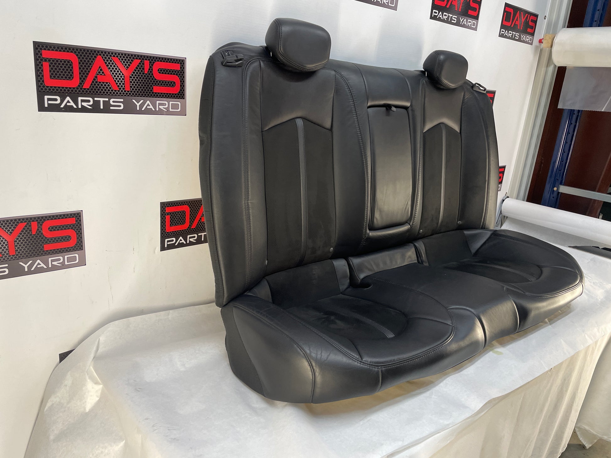 2009 Cadillac CTS-V Sedan Recaro Seats Leather Suede Front & Rear OEM - Day's Parts Yard