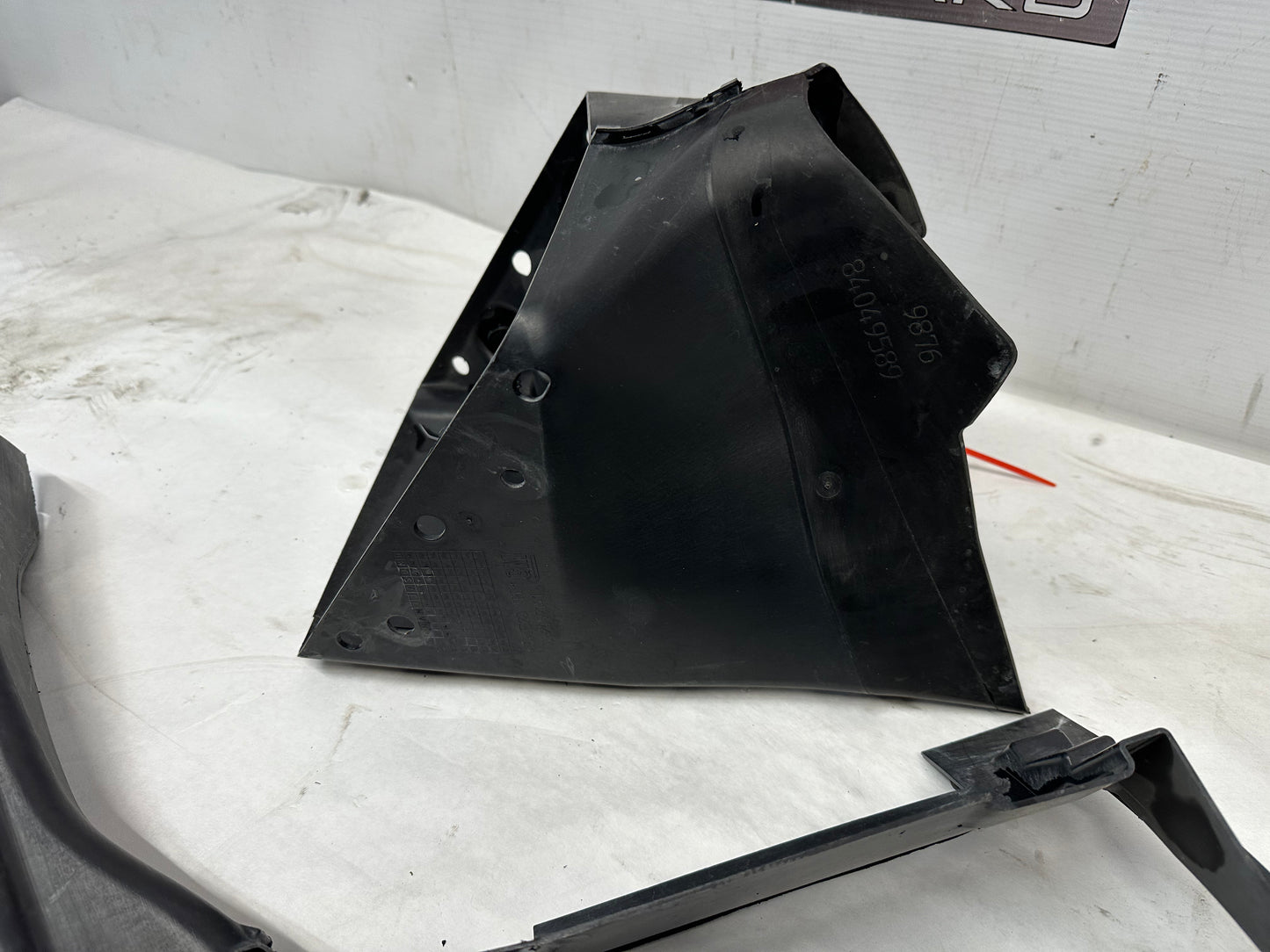2017 Chevy Camaro SS 1LE Front Bumper Brake Cooling Duct OEM - Day's Parts Yard