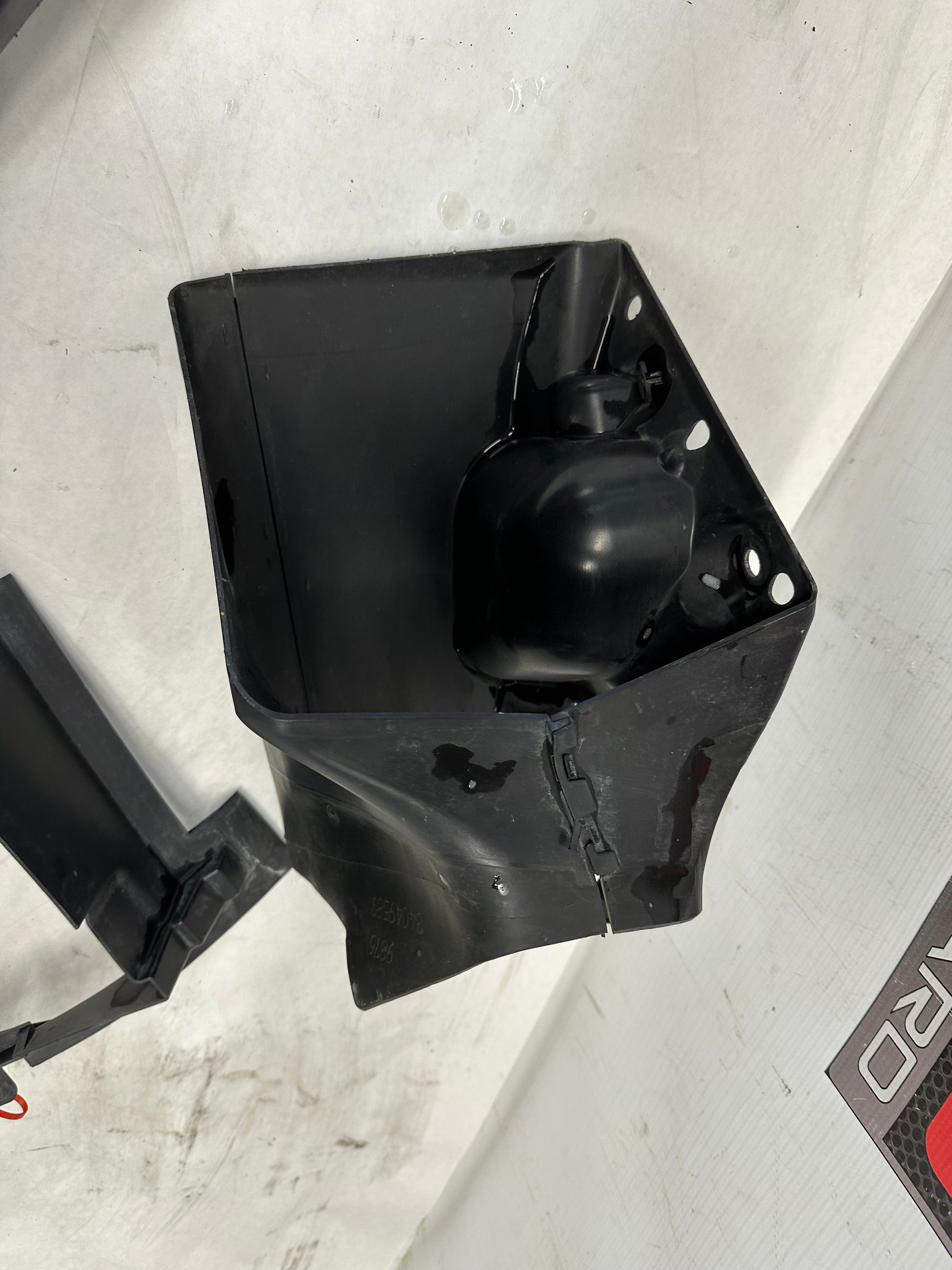 2017 Chevy Camaro SS 1LE Front Bumper Brake Cooling Duct OEM - Day's Parts Yard