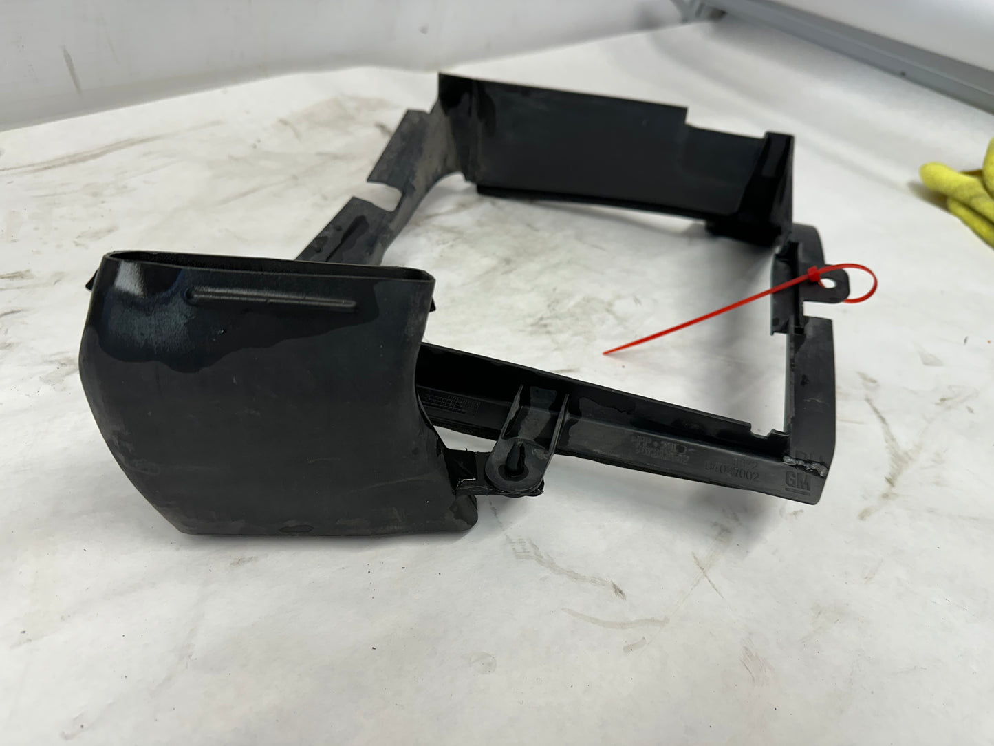 2017 Chevy Camaro SS 1LE Front Bumper Brake Cooling Duct OEM - Day's Parts Yard
