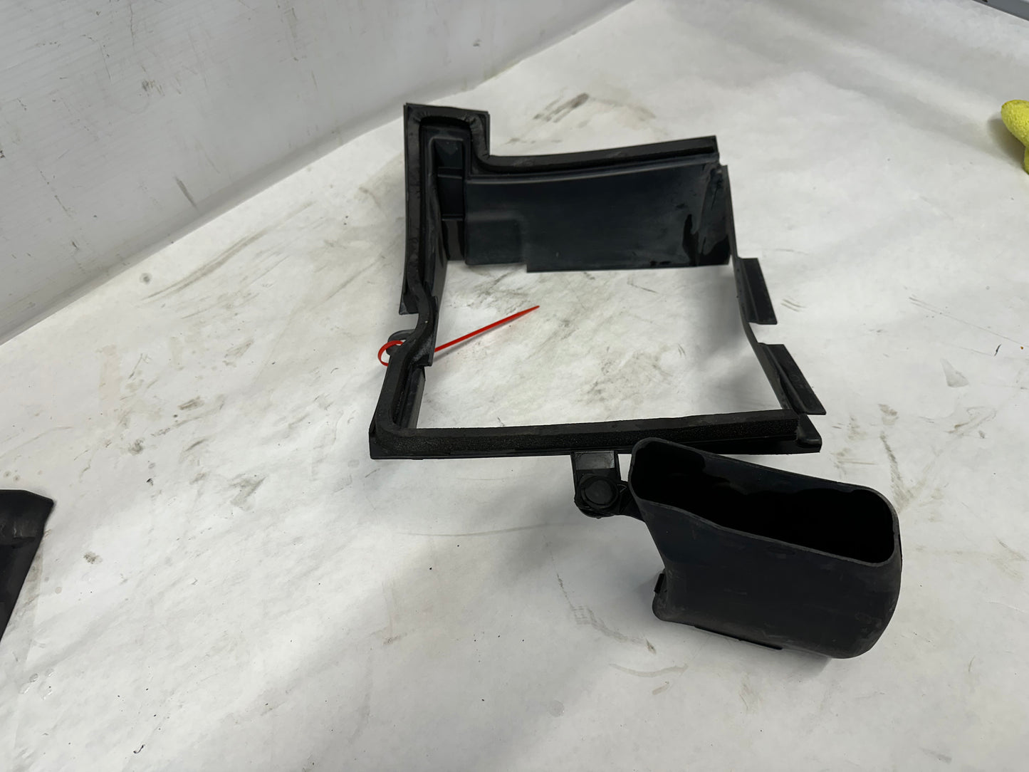 2017 Chevy Camaro SS 1LE Front Bumper Brake Cooling Duct OEM - Day's Parts Yard