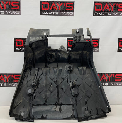 2005 Pontiac GTO Rear Air Deflector Differential Center Lower Body Cover OEM - Day's Parts Yard