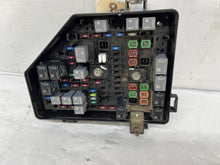 2009 Pontiac G8 GT Engine Bay Fuse Relay Wiring Harness Junction Block Box OEM