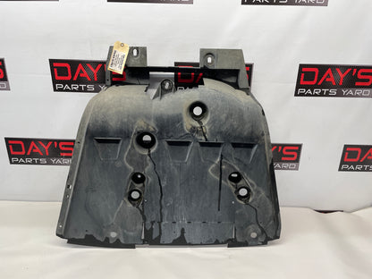 2005 Pontiac GTO Rear Air Deflector Differential Center Lower Body Cover OEM - Day's Parts Yard
