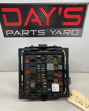 2015 Chevy SS Sedan Engine Bay Fuse Box OEM