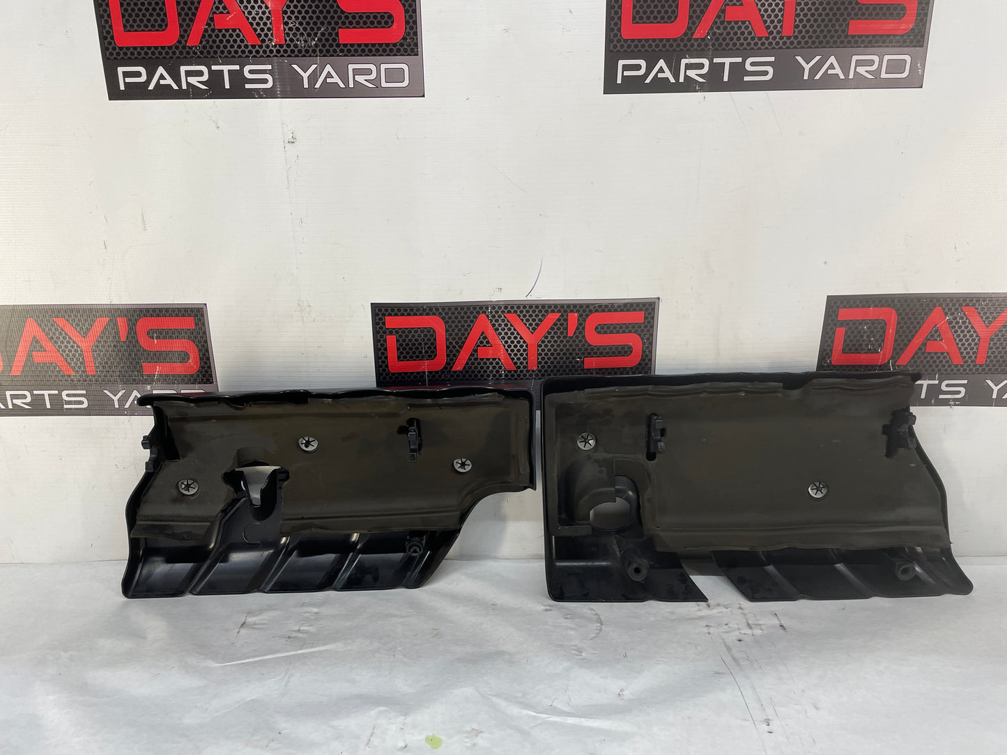 2011 Chevy C6 Corvette Grand Sport RH & LH Engine Appearance Intake Manifold Covers OEM