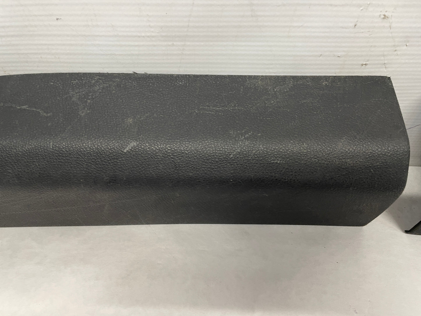 2012 Chevy Caprice PPV RH & LH Front Sill Carpet Retainer Panel Scuff Plate Trim OEM
