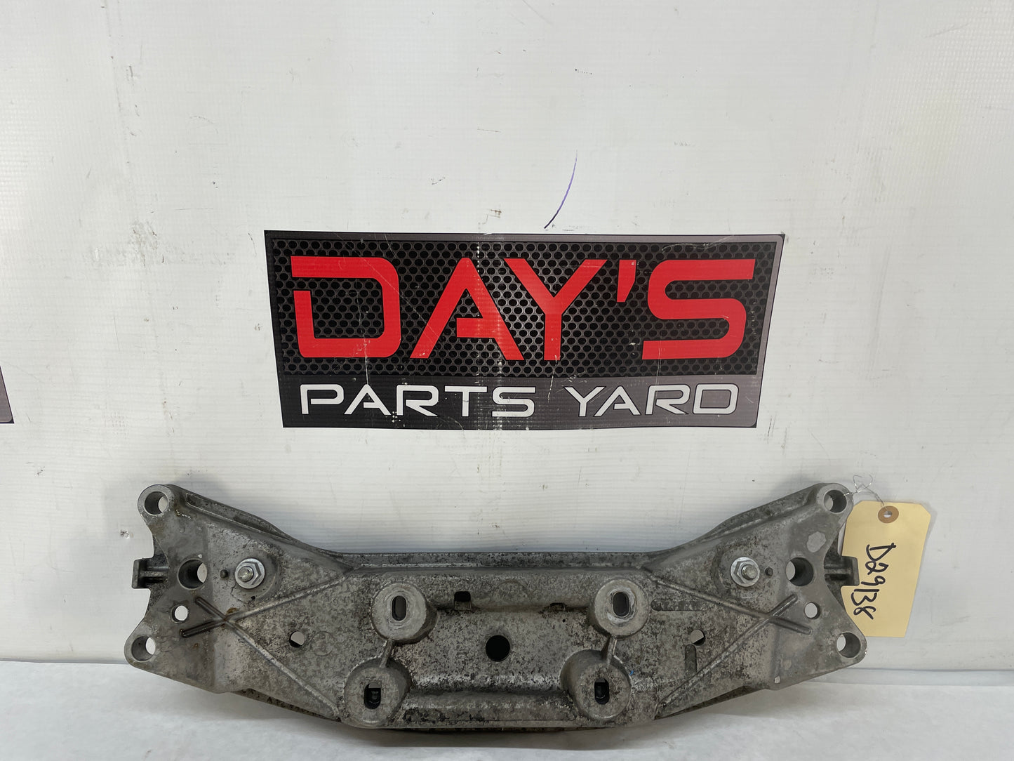 2015 Chevy SS Sedan Automatic Transmission Cross Member Crossmember OEM