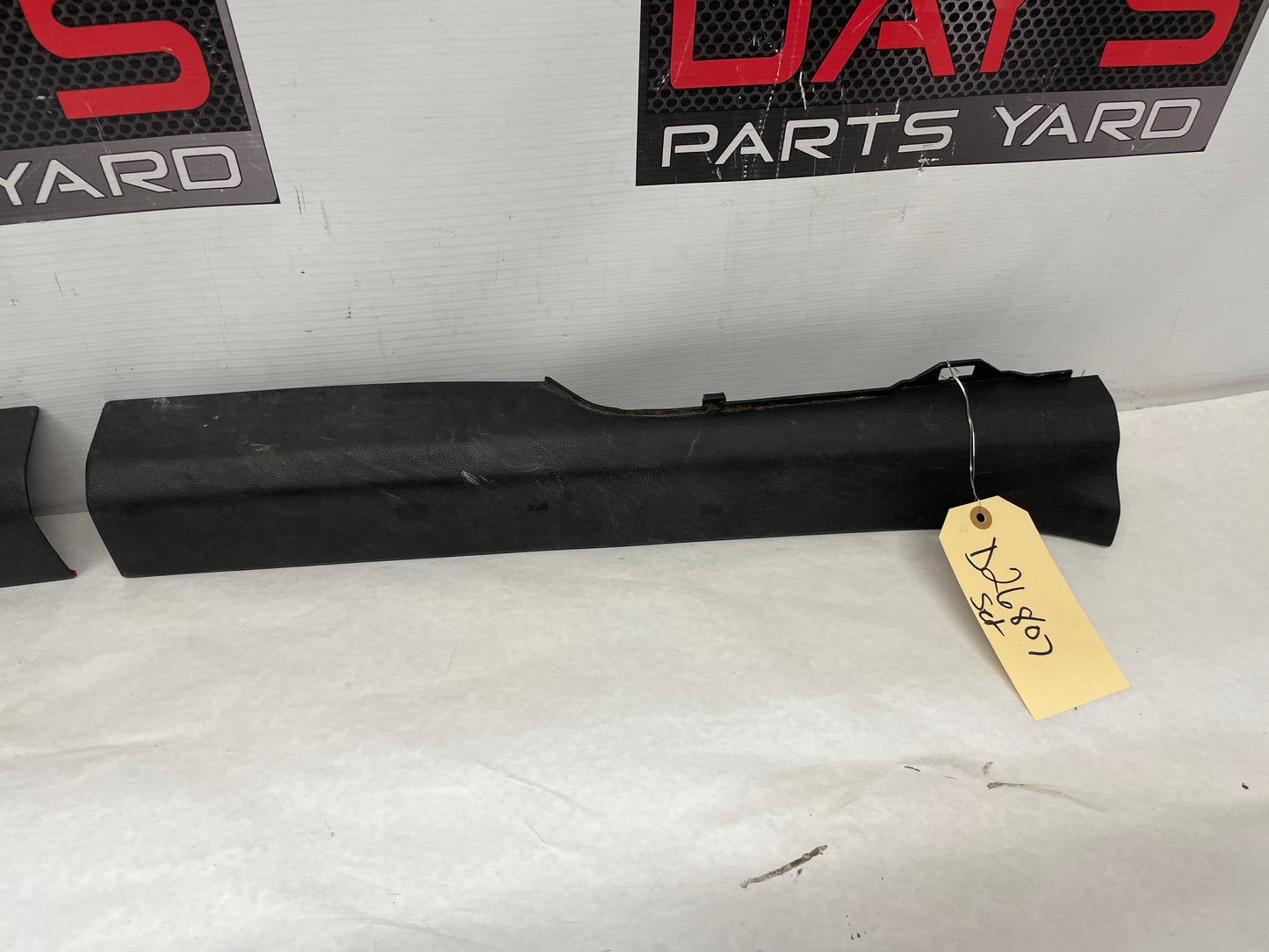 2012 Chevy Caprice PPV RH & LH Front Sill Carpet Retainer Panel Scuff Plate Trim OEM