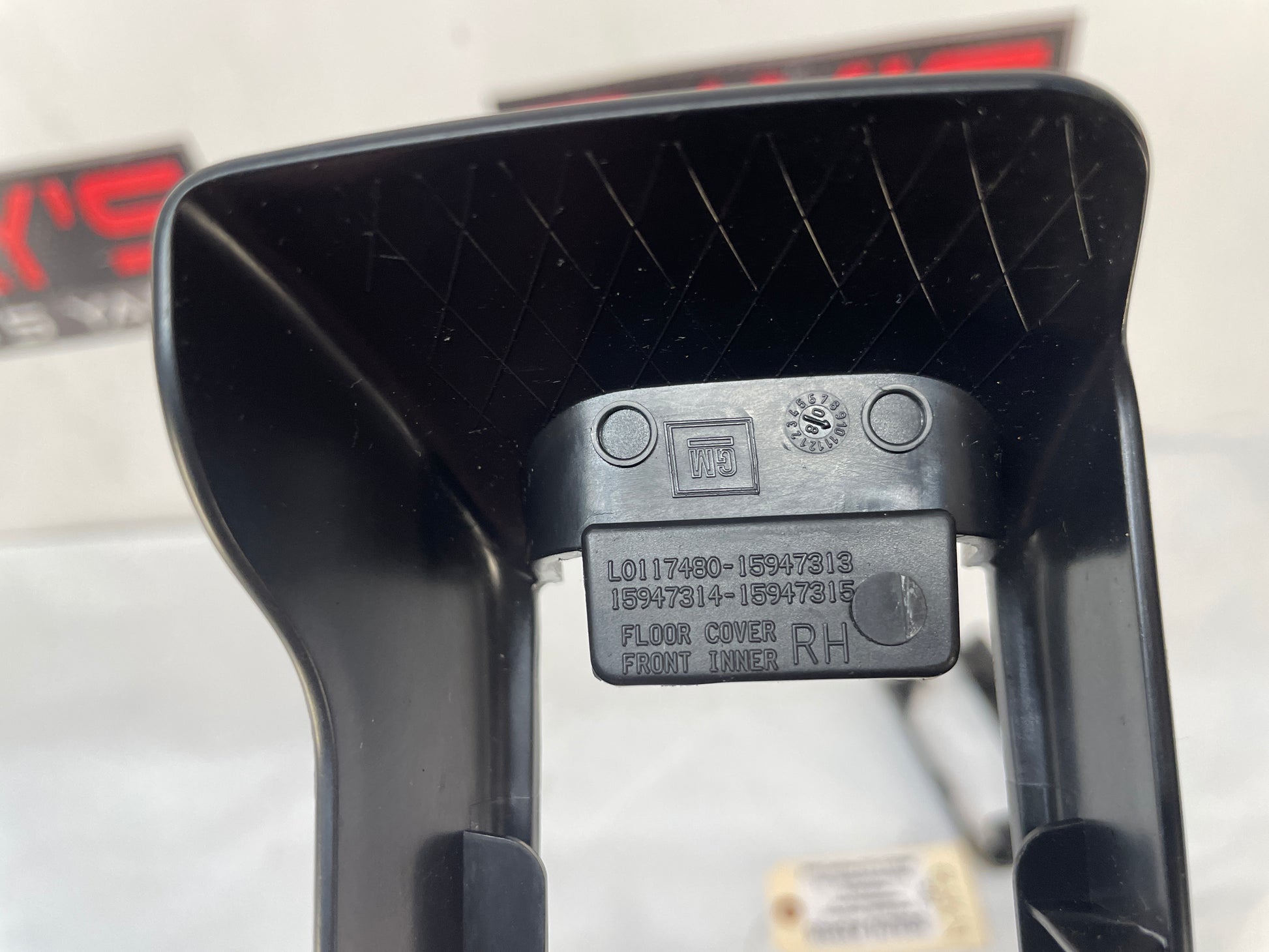 2009 Cadillac CTS-V Sedan RH Passenger Front Seat Track Trim 4 PC OEM - Day's Parts Yard