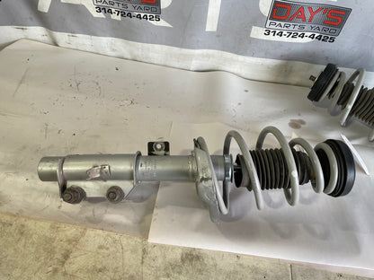 2010 Chevy Camaro SS Front RH & LH Monroe Strut Assembly - Day's Parts Yard