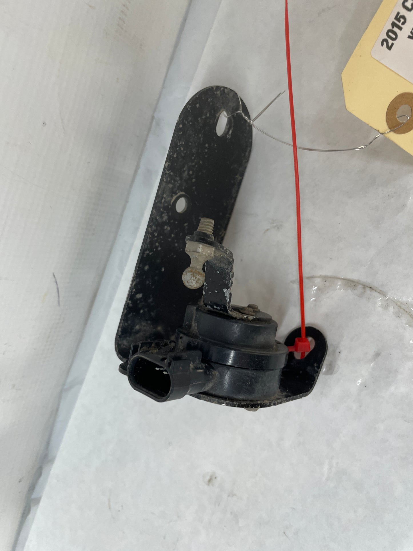 2015 Chevy SS Sedan RH & LH Rear Head Lamp Ride Height Suspension Sensor Set OEM