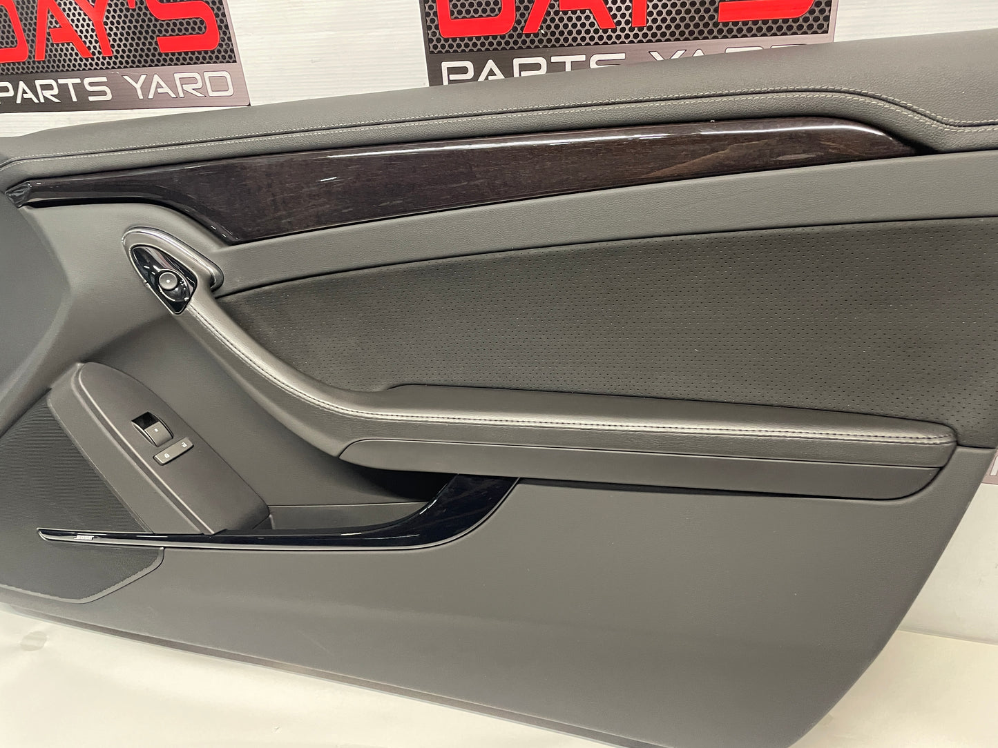 2011 Cadillac CTS-V Coupe RH Passenger Interior Door Panel OEM