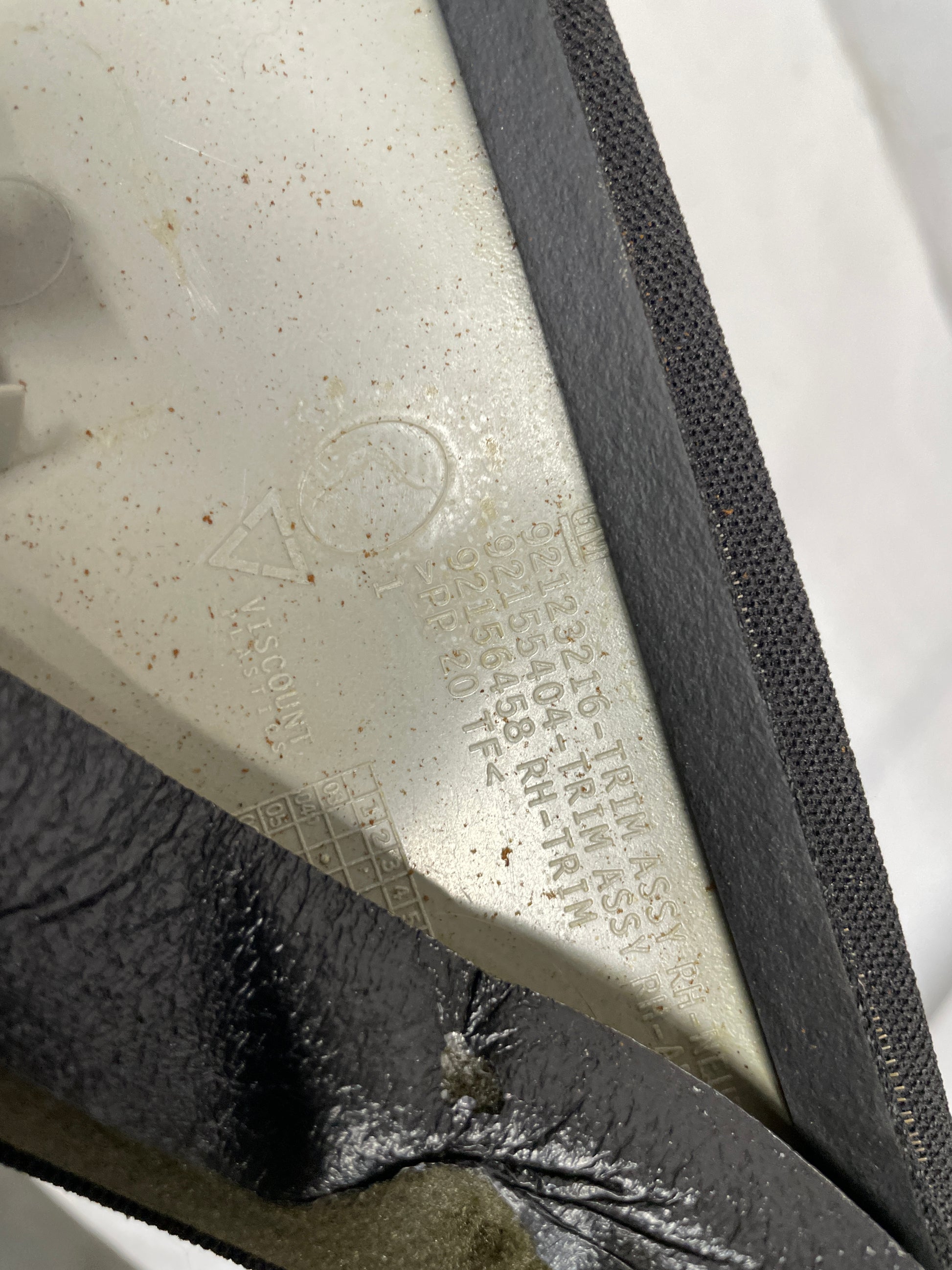 2006 Pontiac GTO RH Passenger Interior Windshield A Pillar Trim Cover OEM - Day's Parts Yard