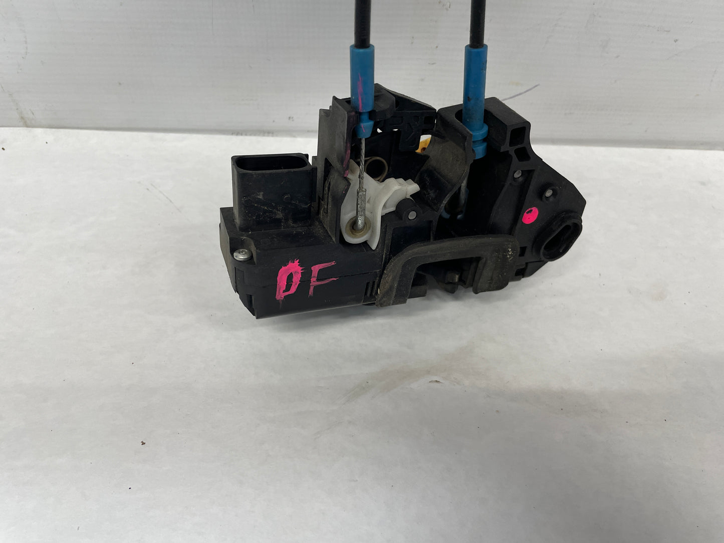 2013 Chevy Caprice PPV LH Driver Front Door Lock Actuator OEM