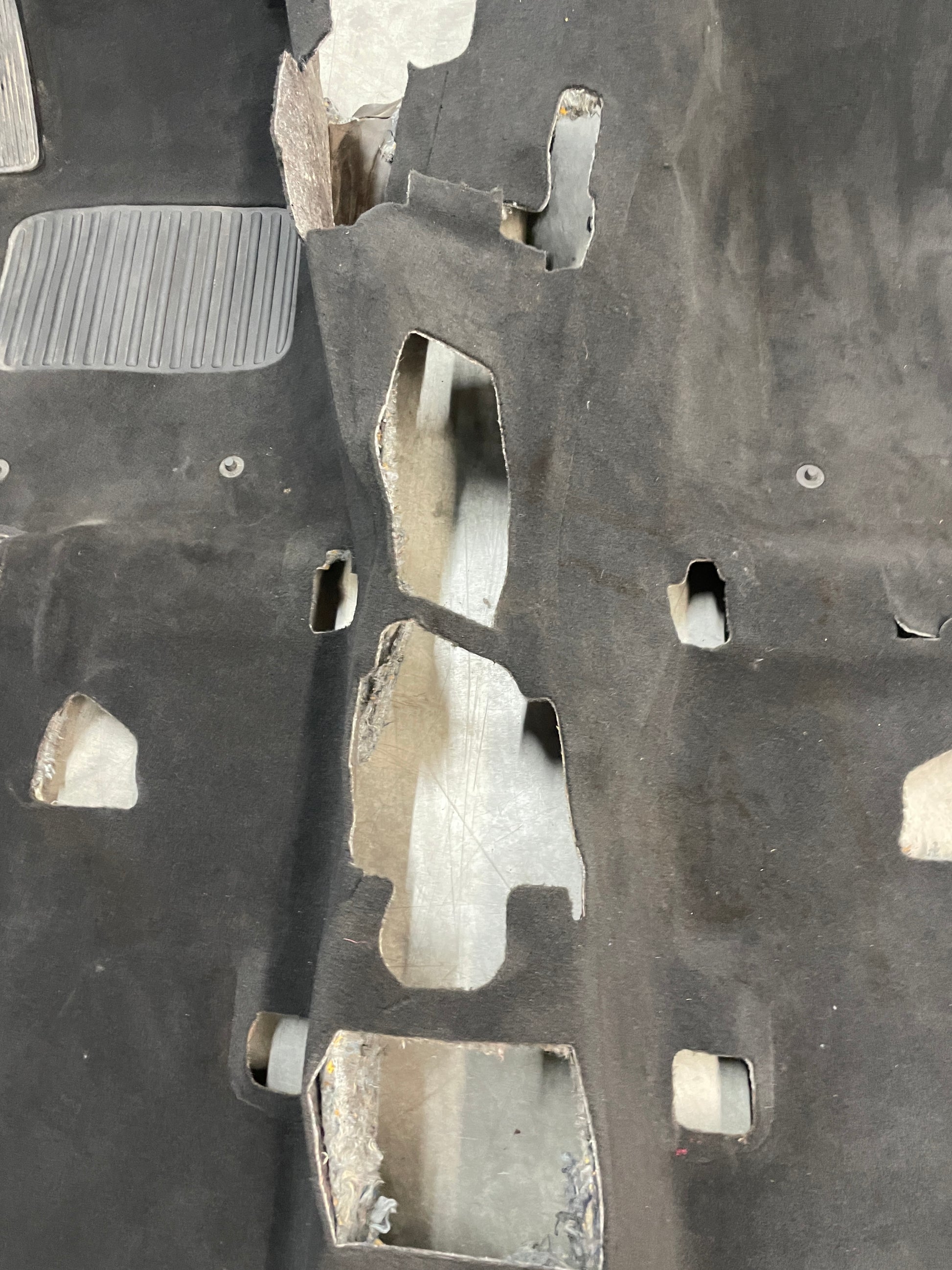 2008 Pontiac G8 Base Complete Floor Carpet OEM - Day's Parts Yard