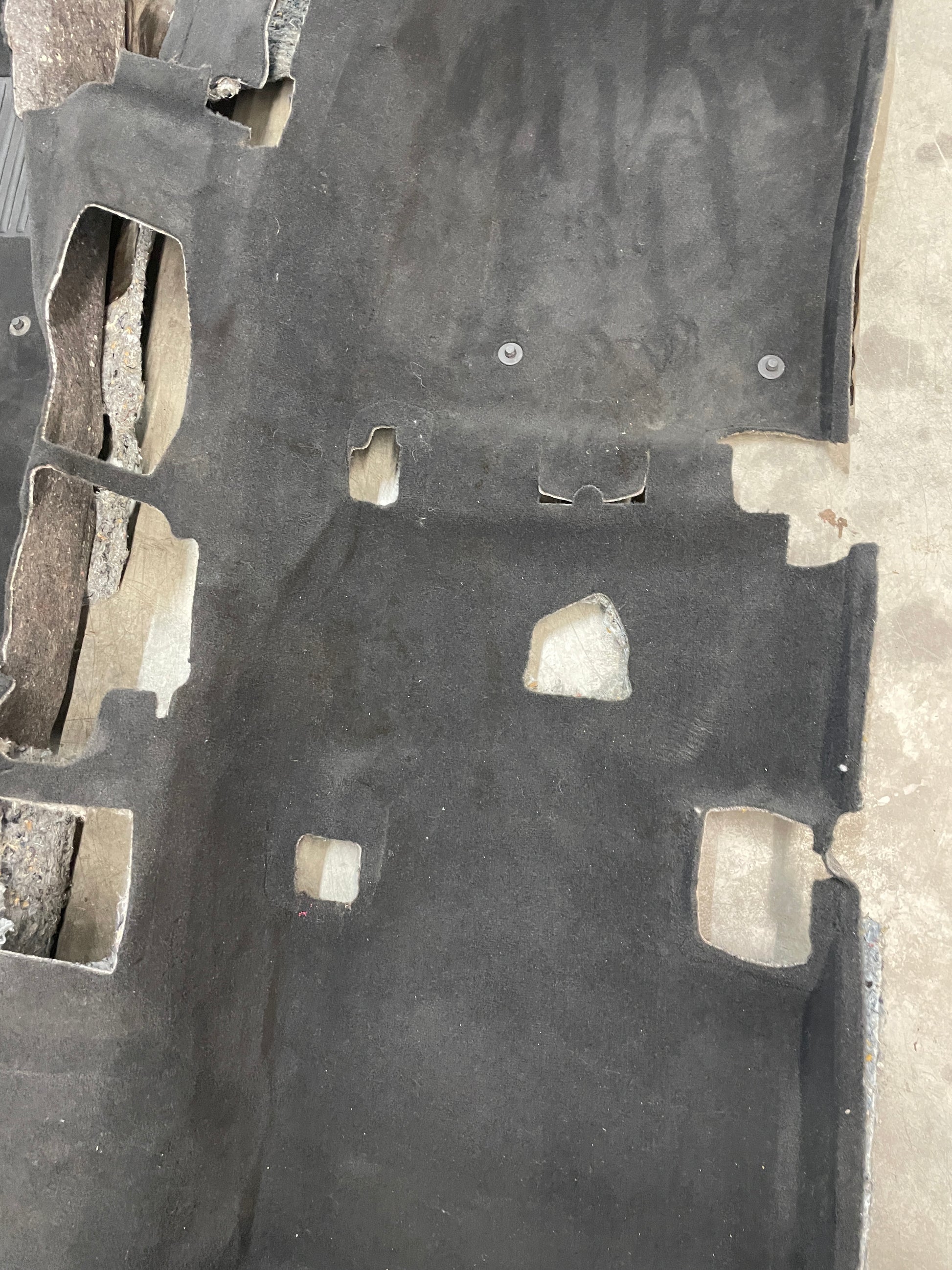 2008 Pontiac G8 Base Complete Floor Carpet OEM - Day's Parts Yard
