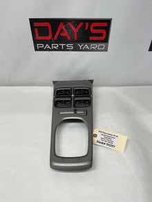 2015 Chevy Camaro SS Center Console Auxiliary Gauges Package Shifter Bezel Trim OEM - Day's Parts Yard