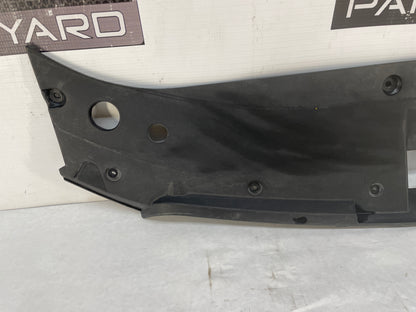 2015 Chevy SS Sedan Radiator Grille Cover Sight Shield OEM