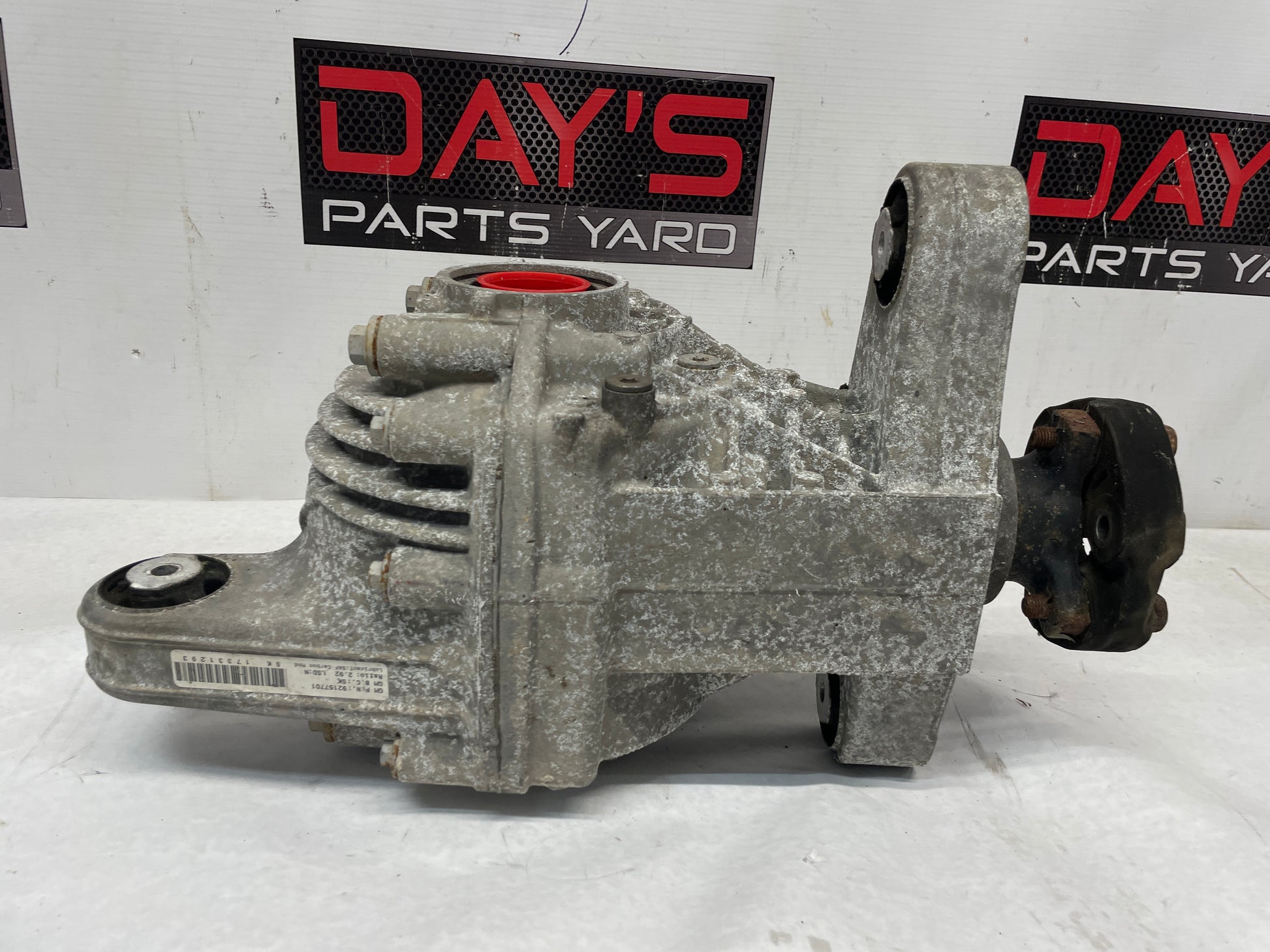 2008 Pontiac G8 Base Rear End Differential 2.92 OEM - Day's Parts Yard