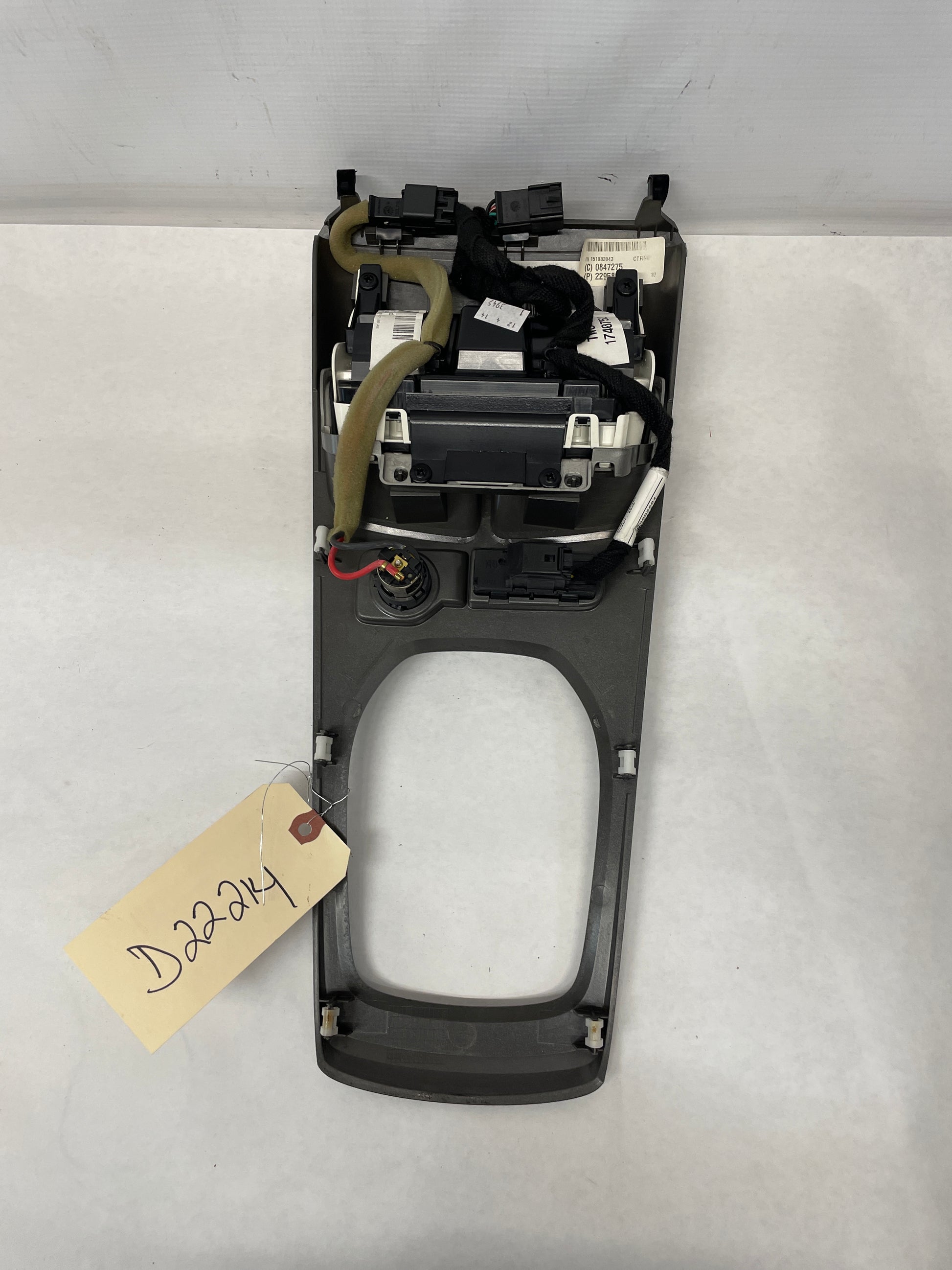 2015 Chevy Camaro SS Center Console Auxiliary Gauges Package Shifter Bezel Trim OEM - Day's Parts Yard