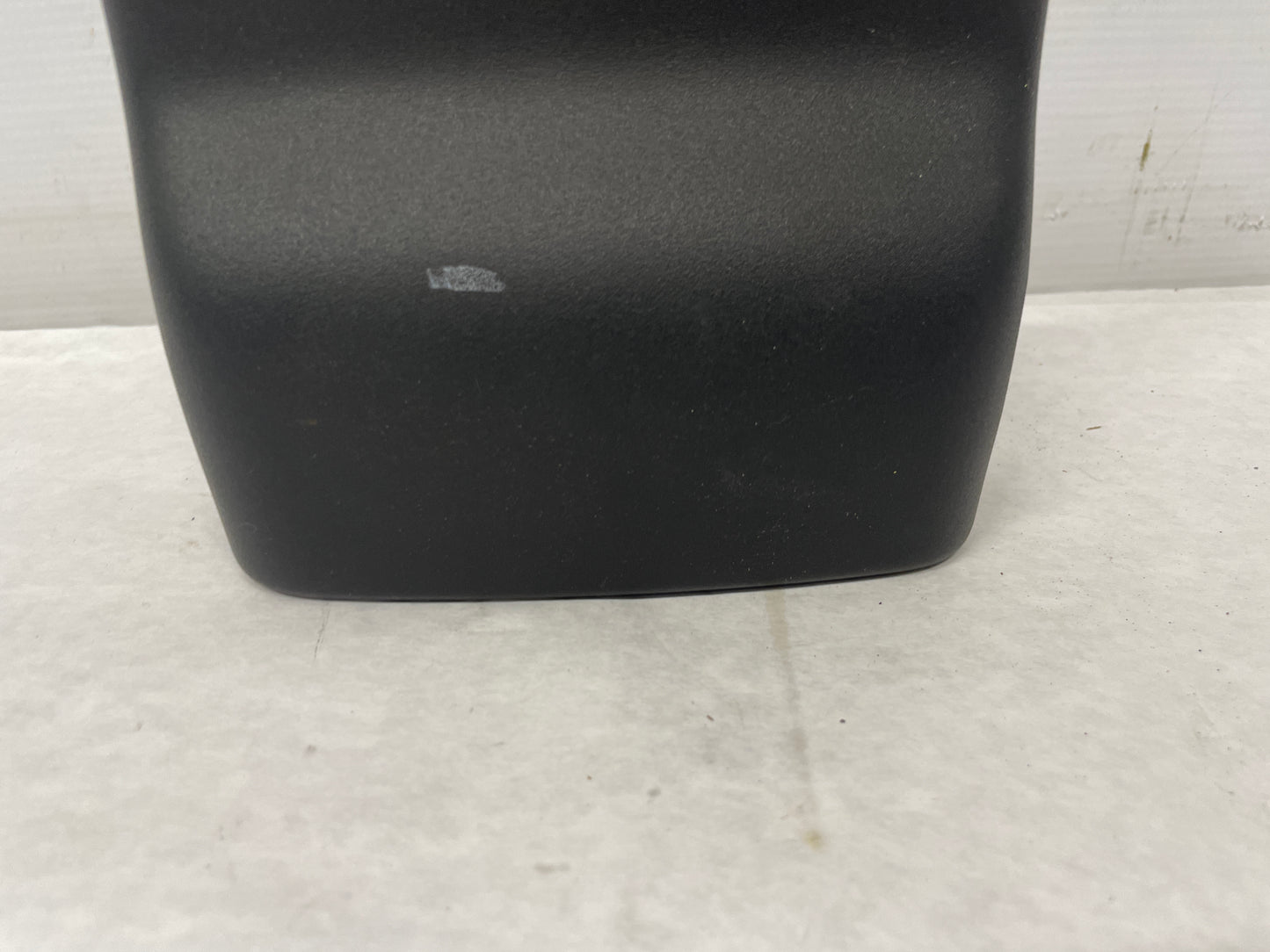 2008 Pontiac G8 Base Upper Steering Column Cover OEM - Day's Parts Yard